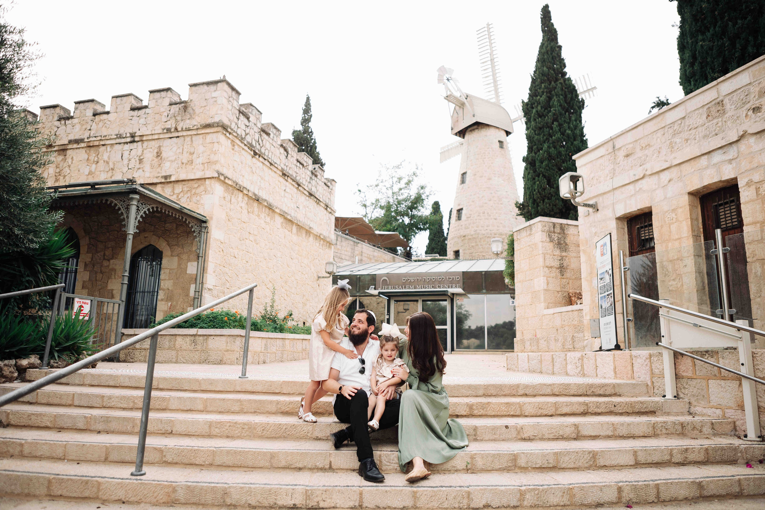 BEAUTIFUL FAMILY PHOTOSESSION. PHOTOGRAPHER IN ISRAEL