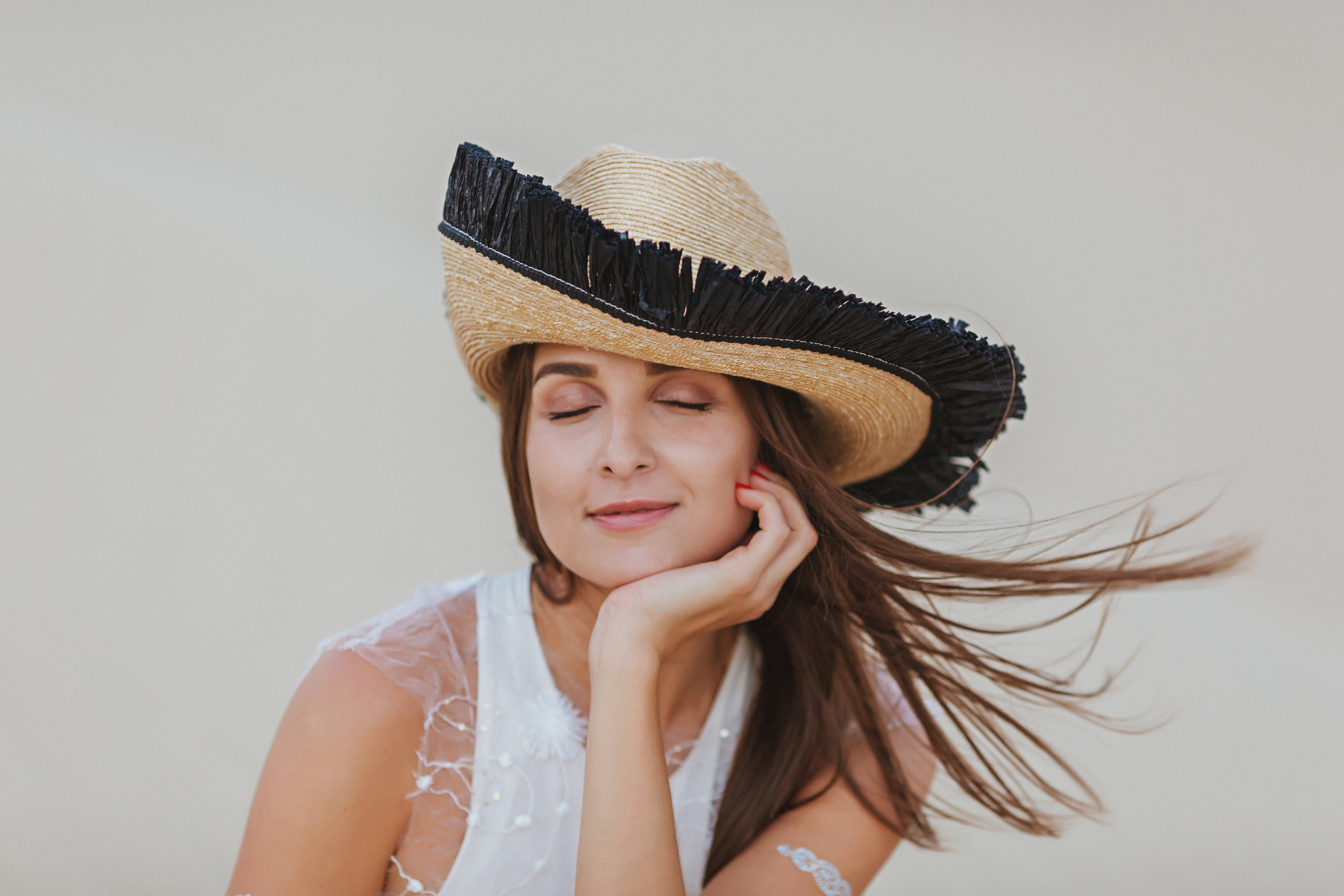 Alisa in Desertland. Портретний та весільний фотограф Надія Онода