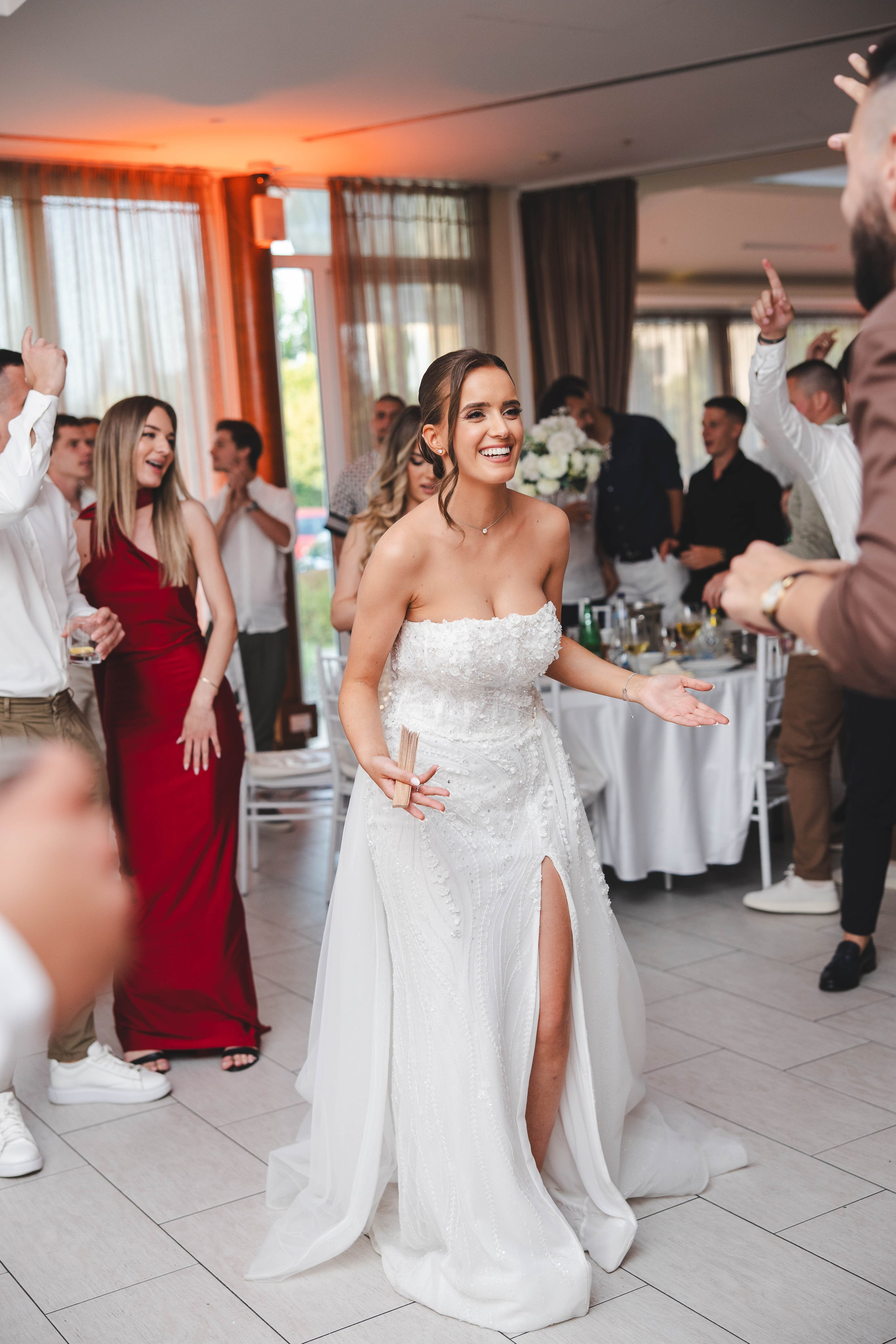 VUK I ANDJELA. Wedding photographer Nermin Kajosevic