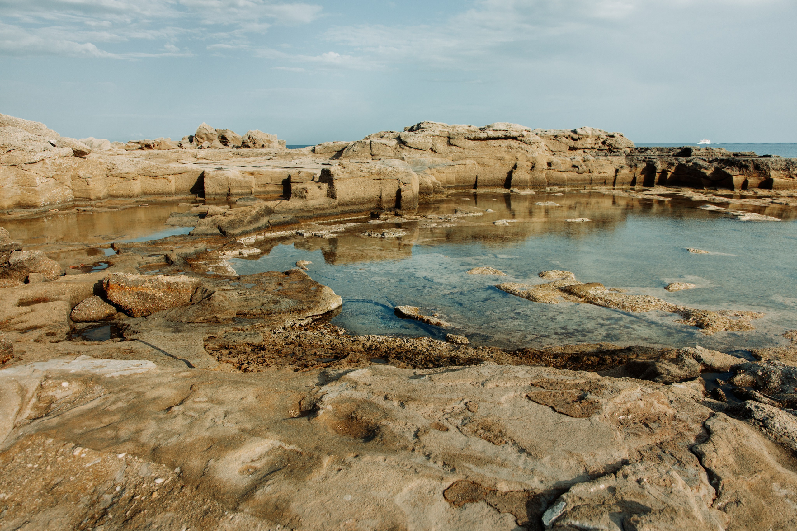 Amelda and Blerton. Renate Woeste | Wedding planner in Rhodes. Creating dream weddings by the sea. Let’s make your special day unforgettable