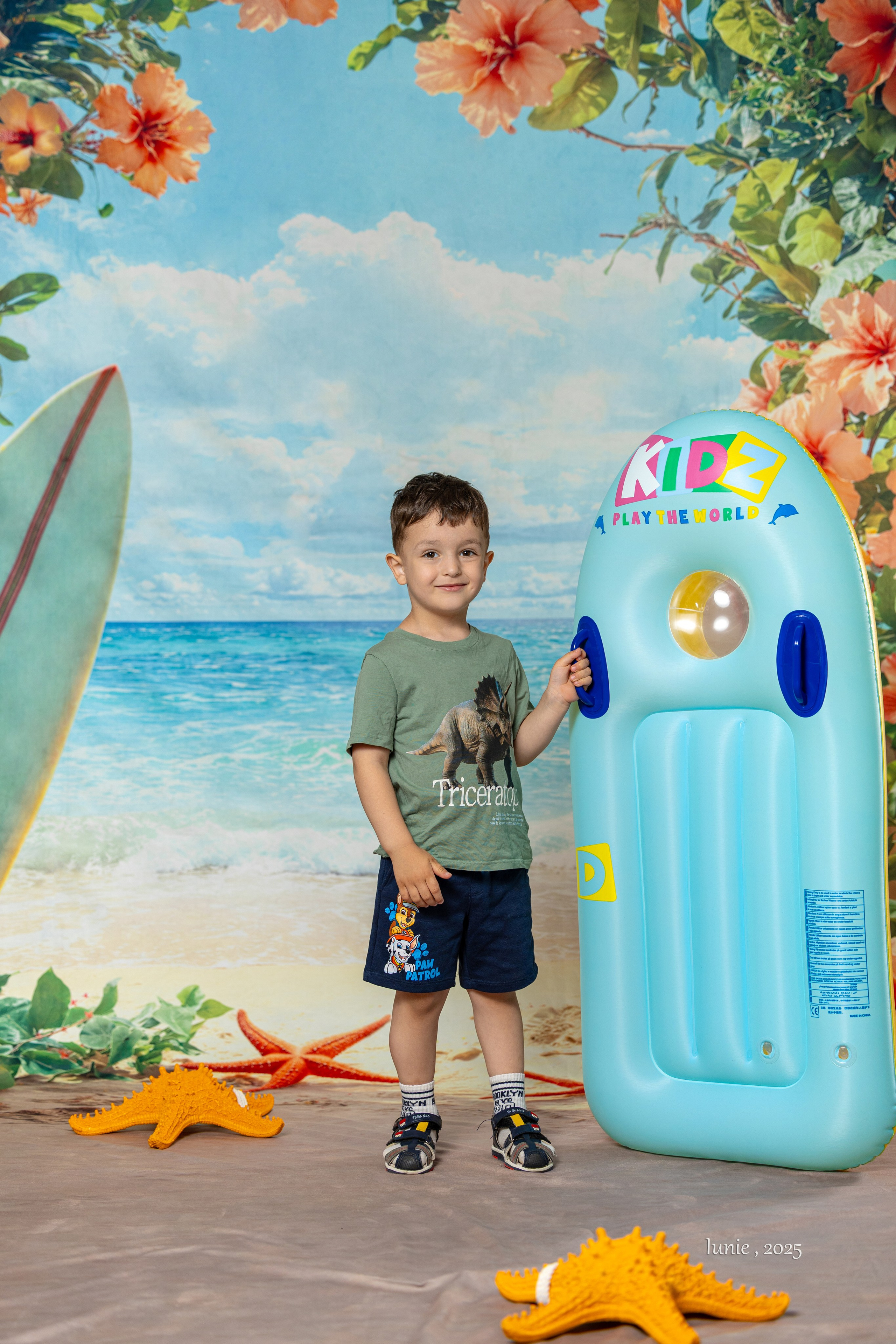 Recenzii. Albume de absolvire: gradinita, gimnaziu, liceu. Venete in Moldova