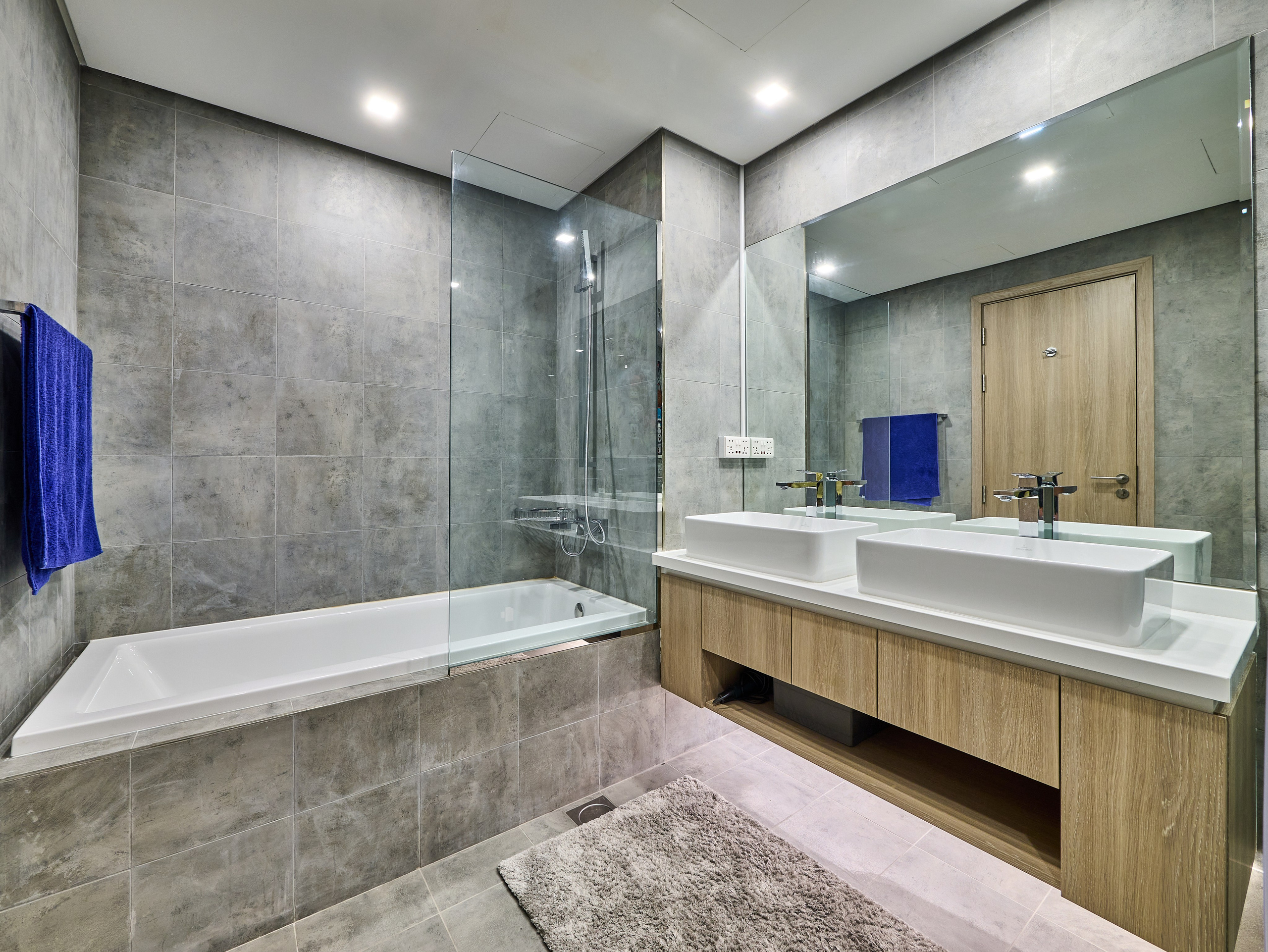 Dubai Marina Apartment — Real Estate Photography. Hotel Photographer in Dubai — Interiors & Commercial by Oleg Novikov