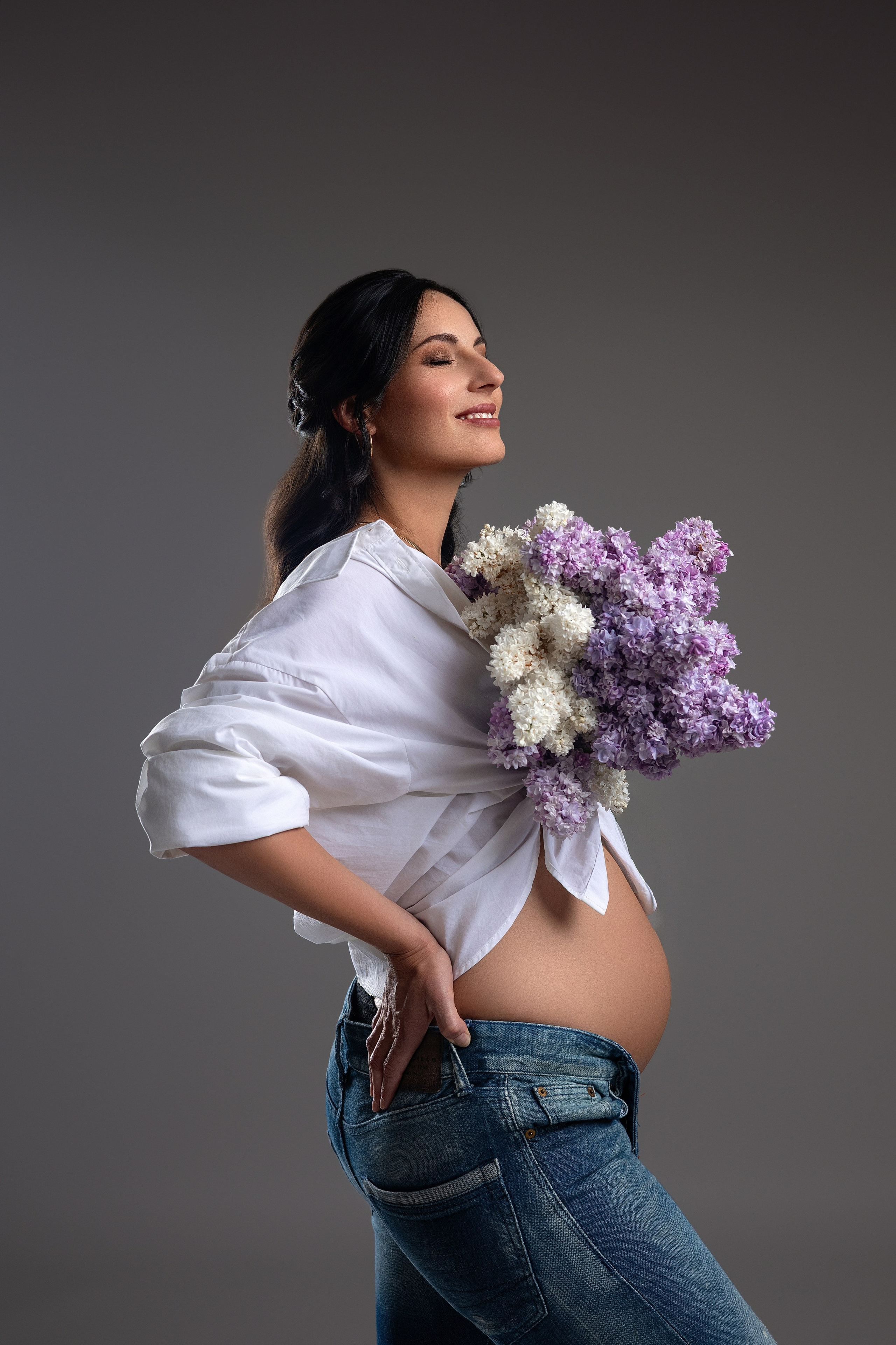 Babybauch. Neugeborene- Schwangerschaft- und Kinder Fotografin in Lehre