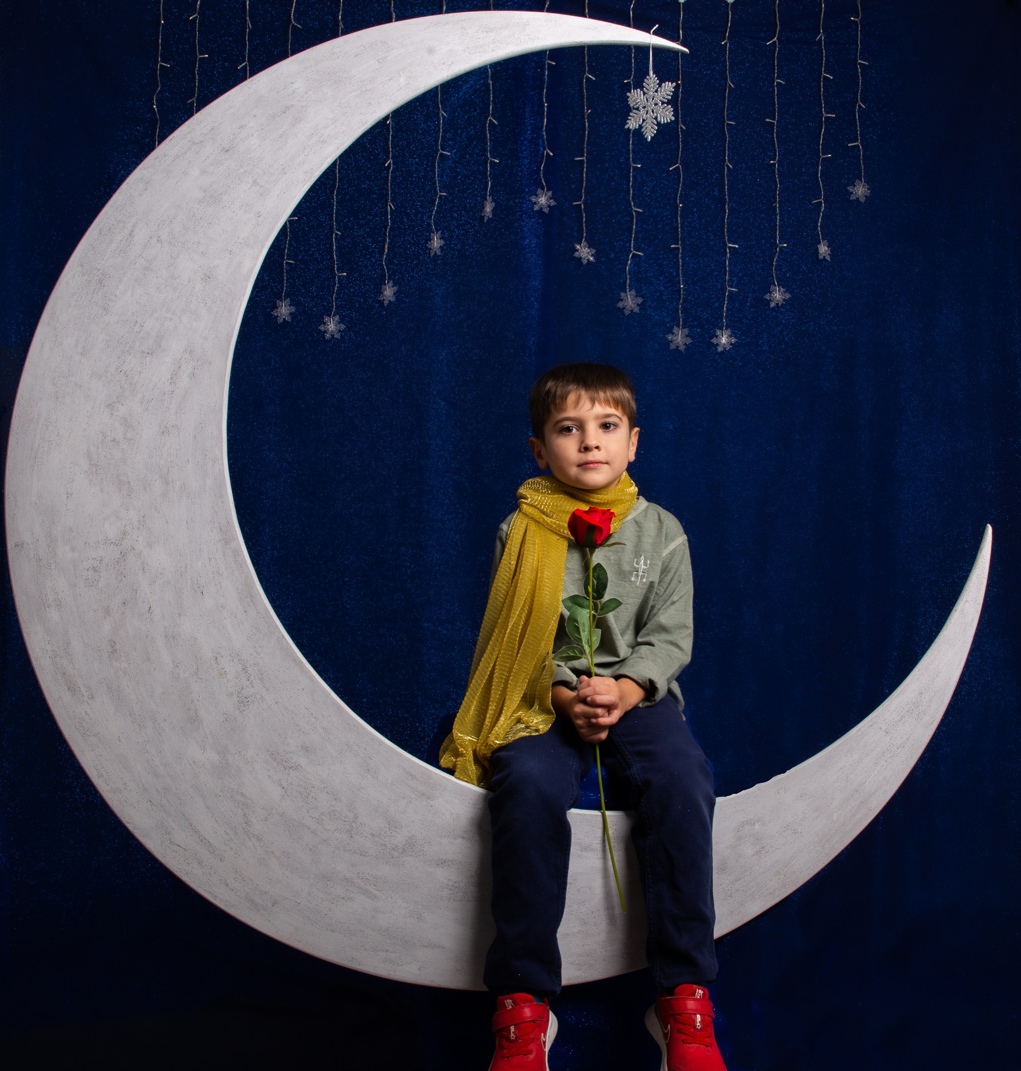 Navidad 2022. Alba con niños. Fotógrafo en Mataró, Eugenia Shikhina