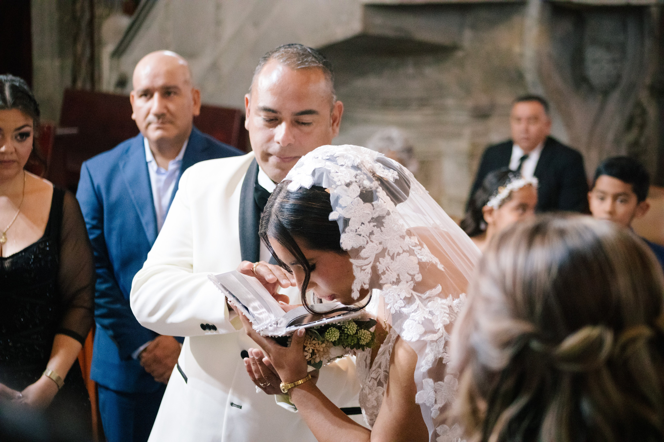 Alejandra y Salvador. Principal