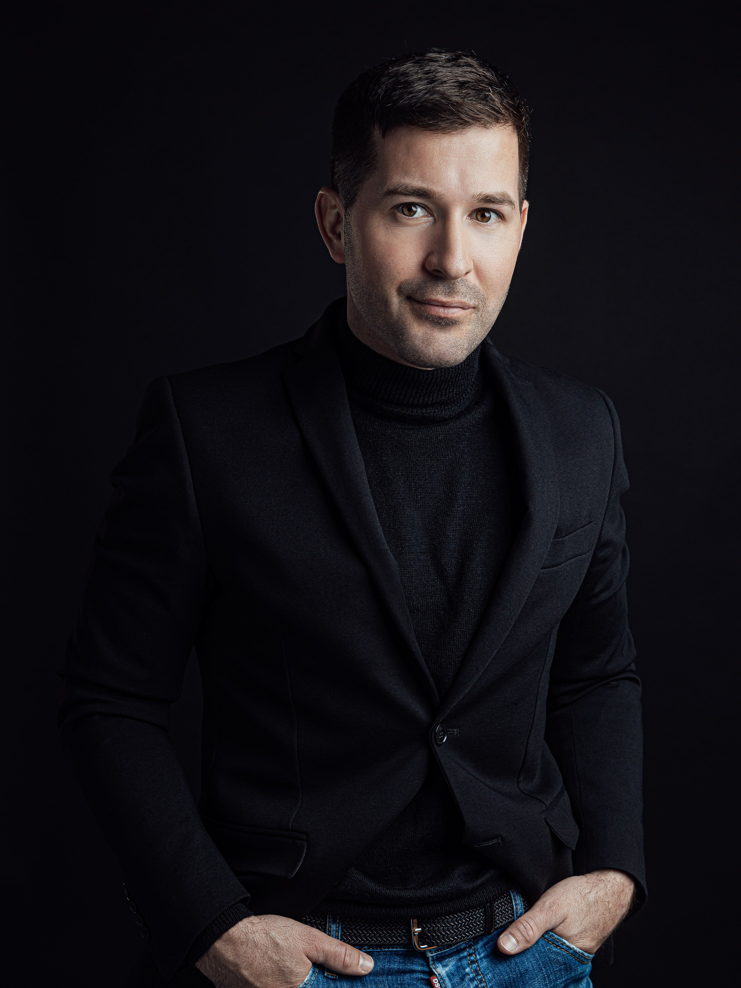 Biznis Portrét. Professional photographer Bratislava — Pasha Borsai