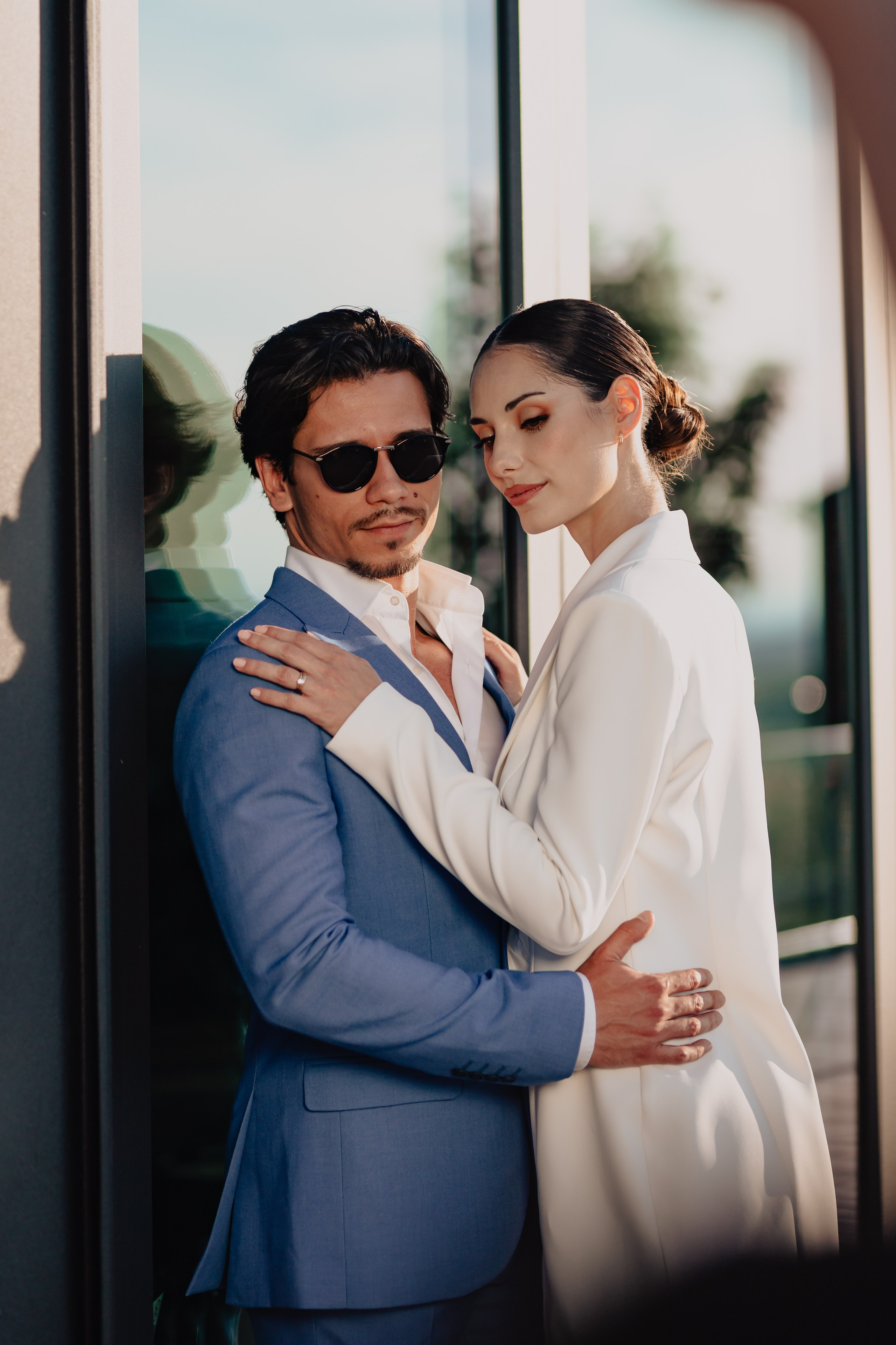 Styled shot at The Barn, Cluj. Fotograf de nunta — documenting your love story with a touch of editorial — wedding photographer