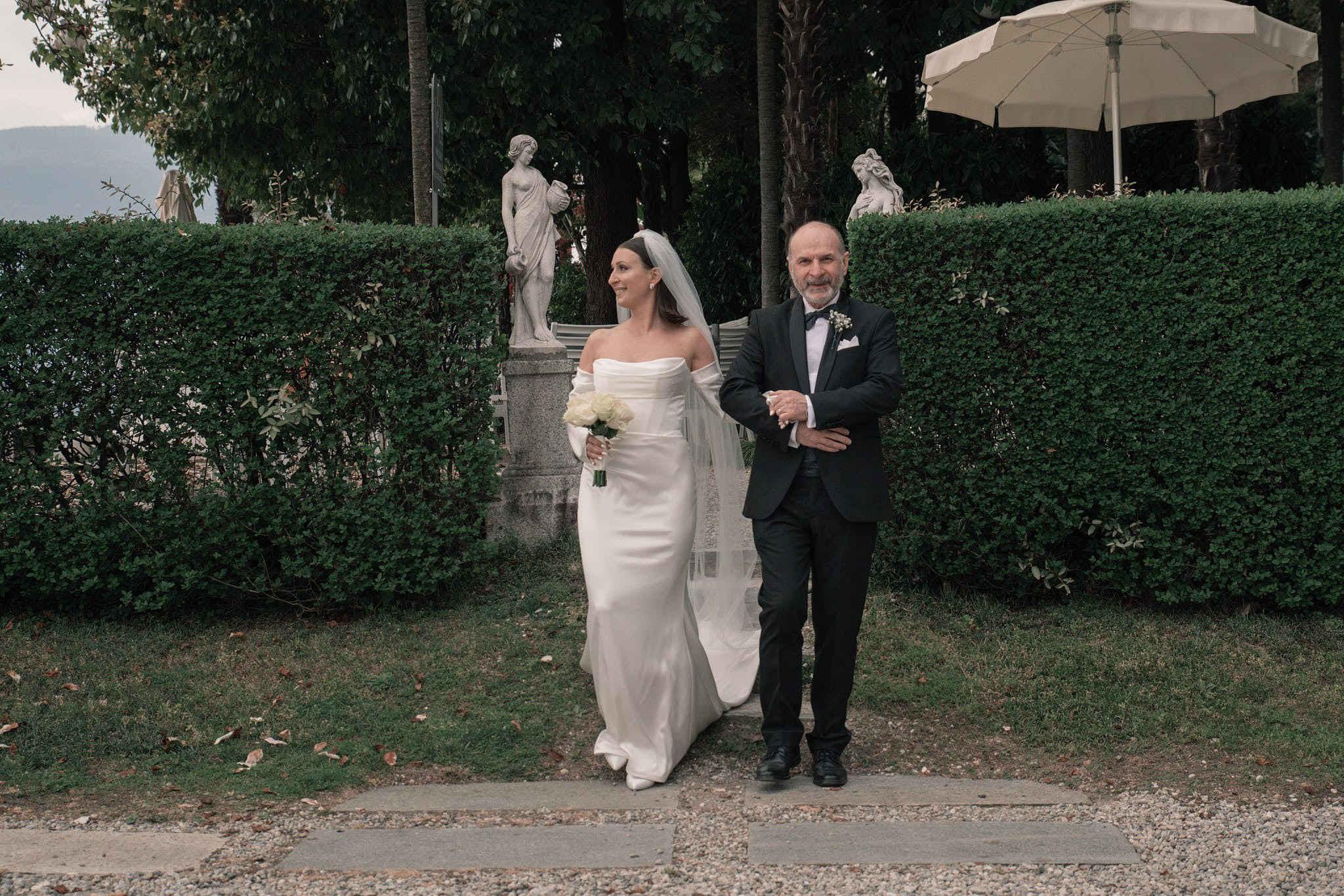 Roxie & Richard Wedding. Fotografo matrimonio Lago di Como Ferrari Media Production