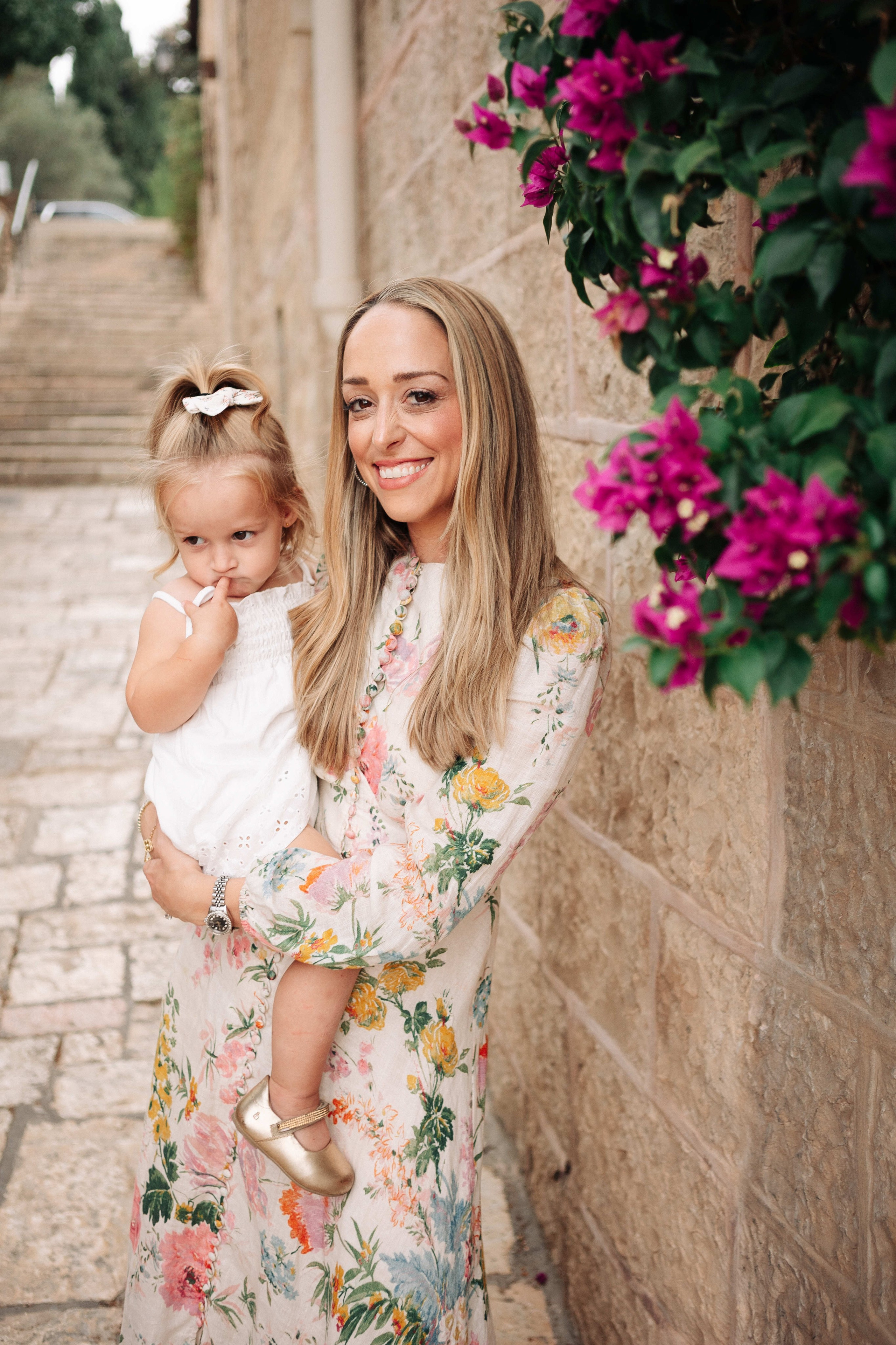 BIG FAMILY IN YAMIN MOSHE. Https://shi-photo.com/