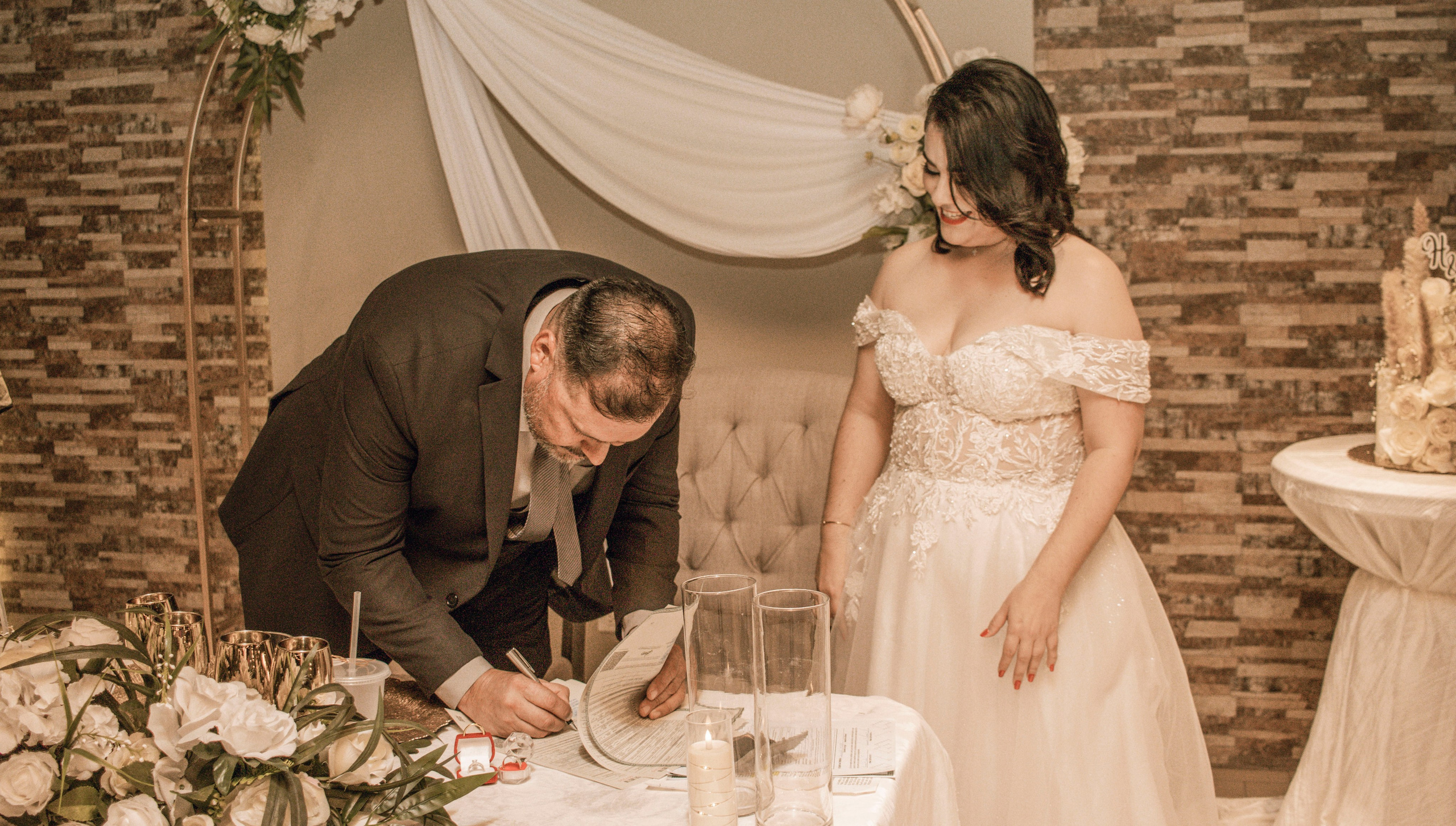 VIRIDIANA Y HUMBERTO. Principal