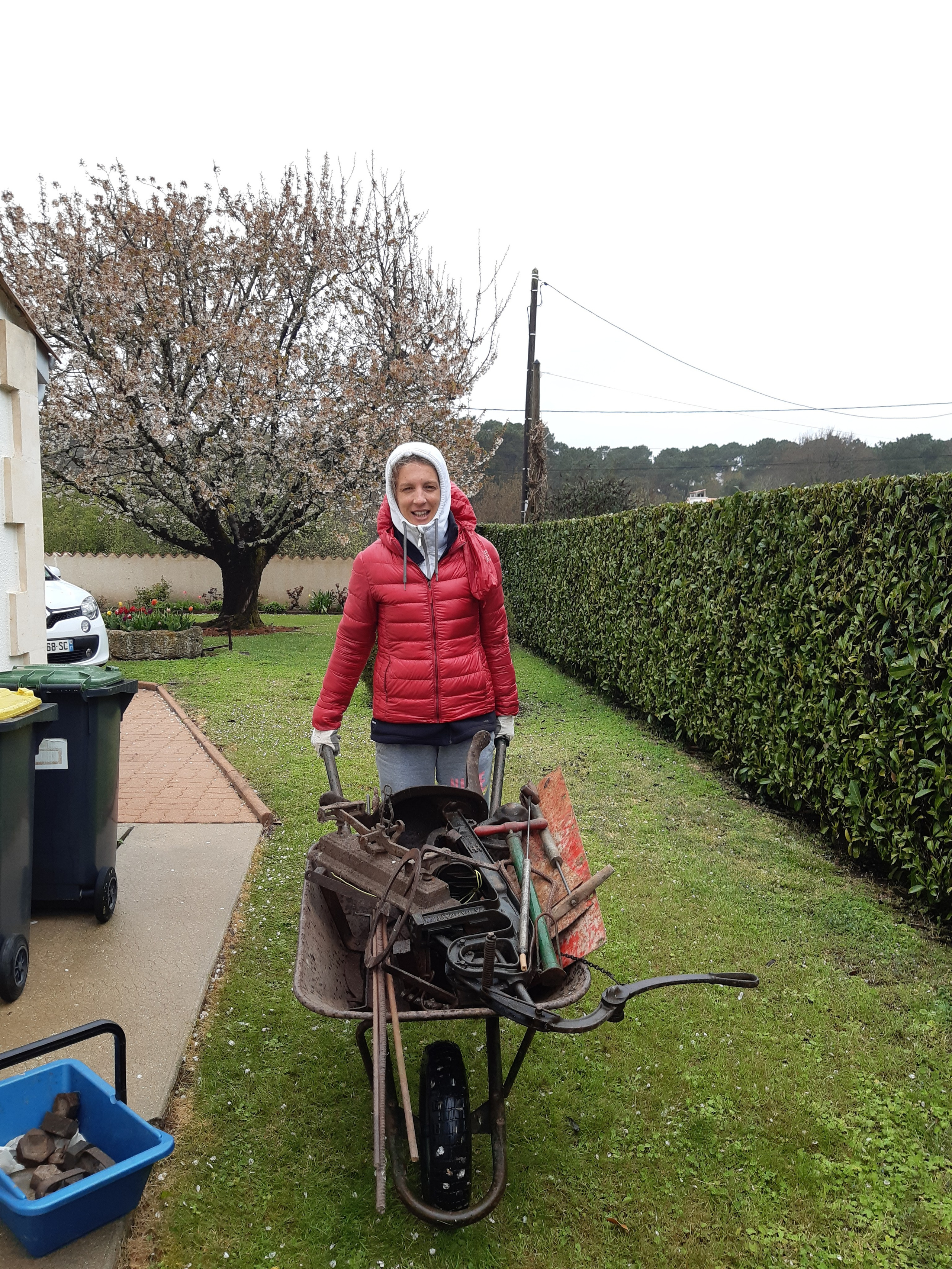 Backstage. Anne-Flore REY, Artist — Painter and Sculptor in TOULOUSE (FR)