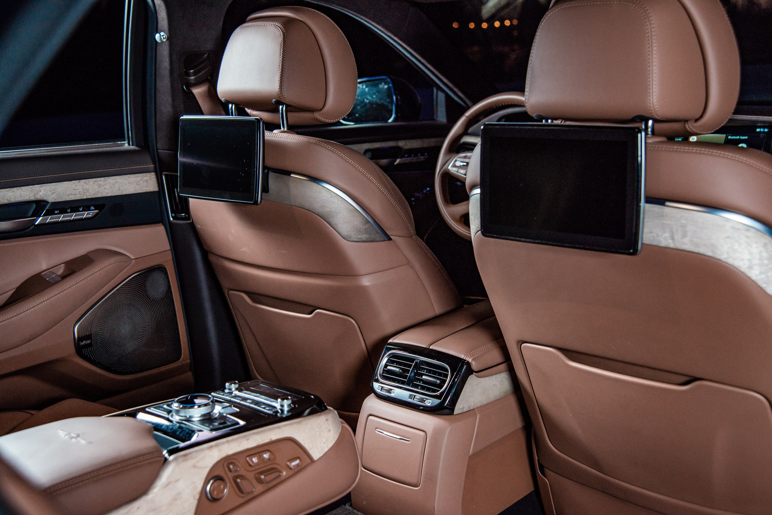 Автомобильная фотосъемка Genesis G90. ФОТОГРАФ МЕКСИКА КИНТАНА-РОО