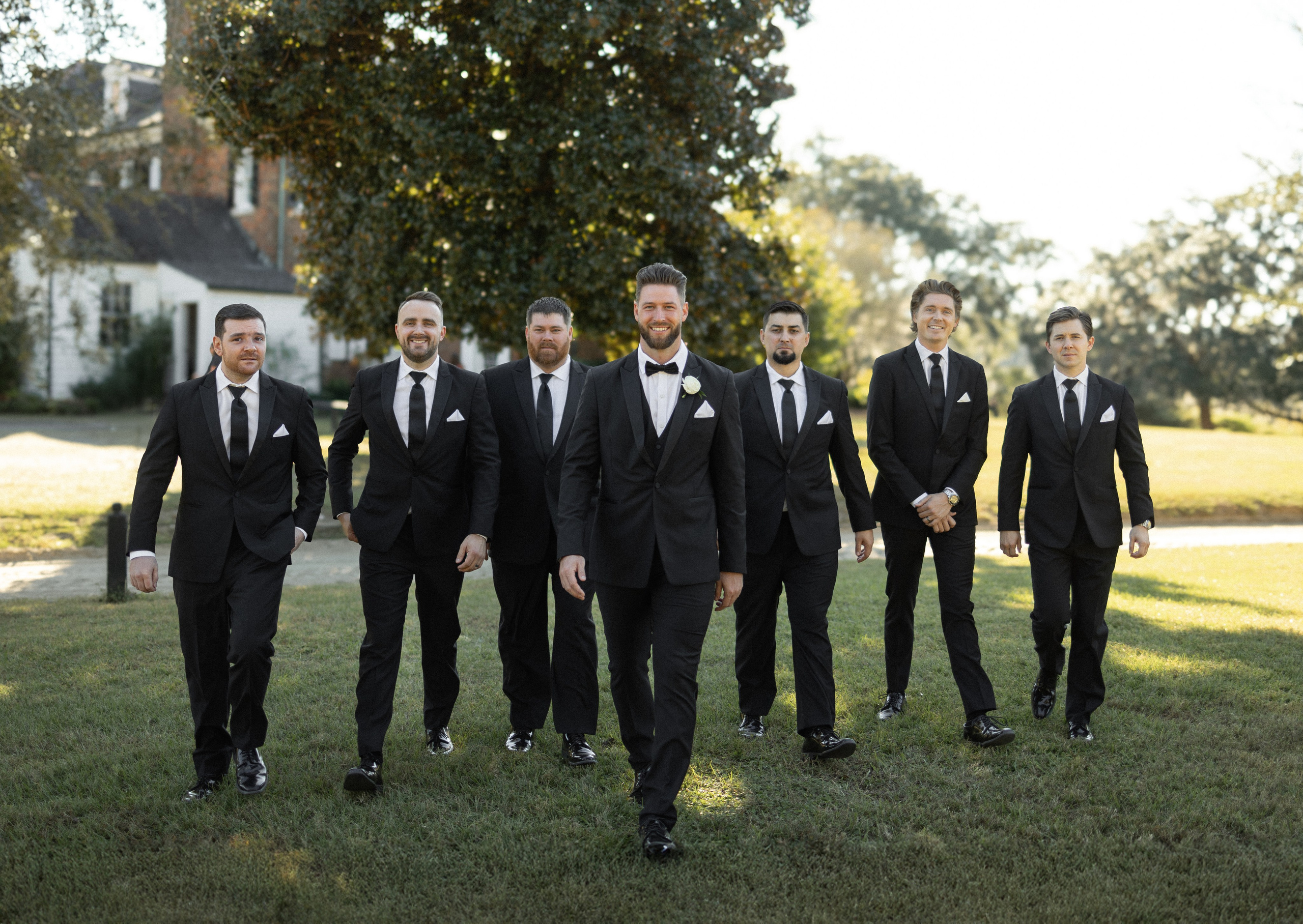 Vasylton Studio• Wedding Photographer | Capturing moments, preserving memories