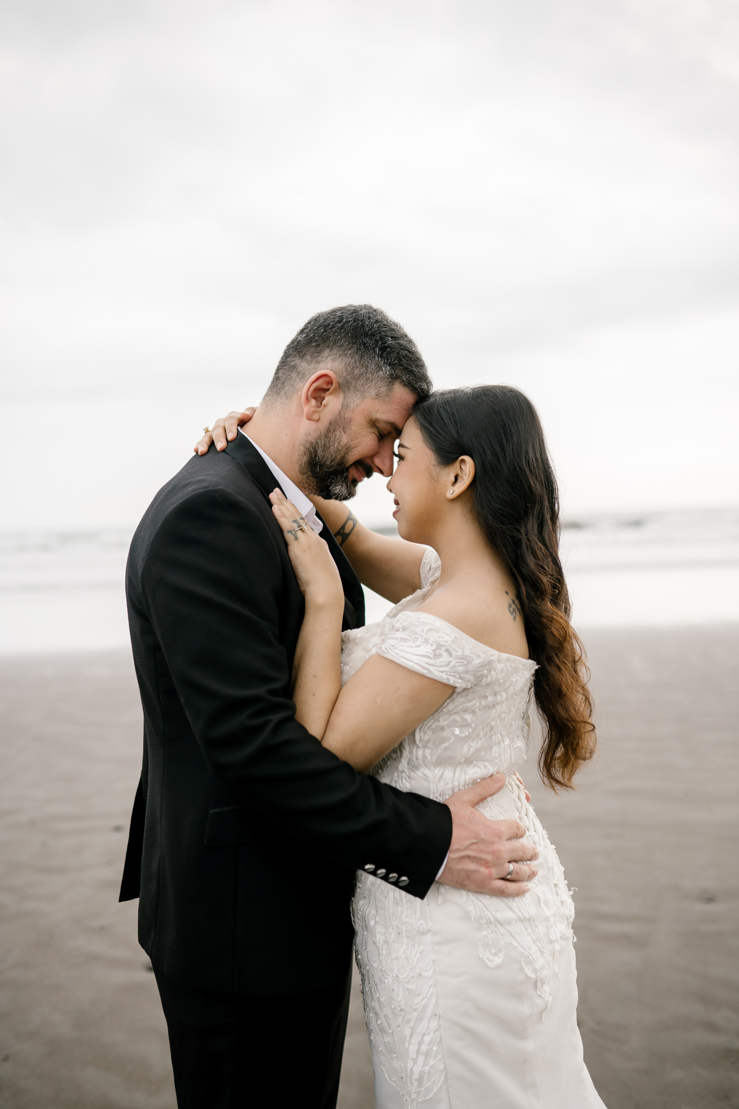 Honeymoon Photoshoot in Bali. Female Photographer in Bali