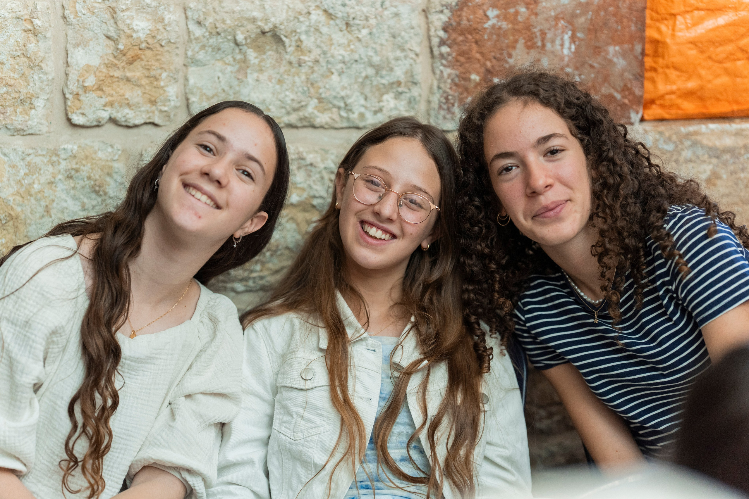 הנחת התפילין רפאל לוי. יוסף מזרחי צילום חתונה, ברית וזוגיות. צלם מקצועי שאוהב להוציא אתכם הכי יפים ברגעים הכי מרגשים