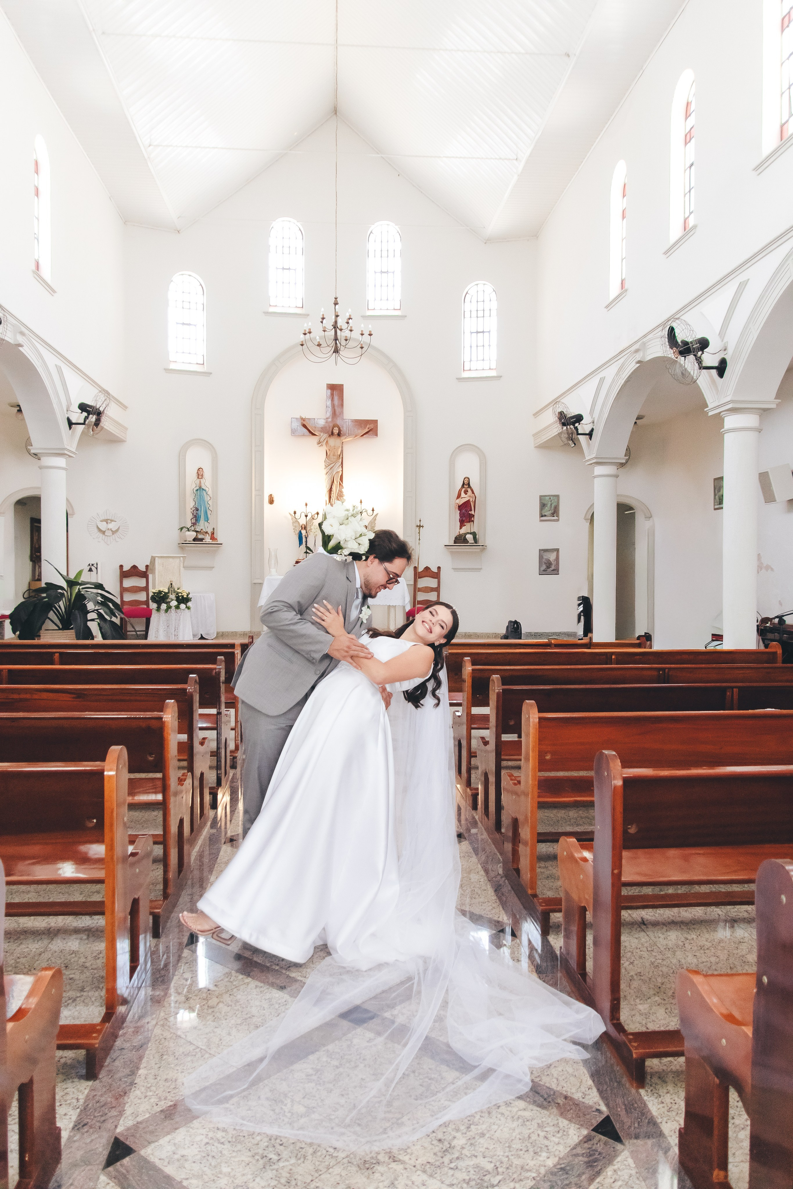 Maria Teresa e Vinicius — Religioso. Fotógrafa de casamento e festa infantis em Marilía, São Paulo