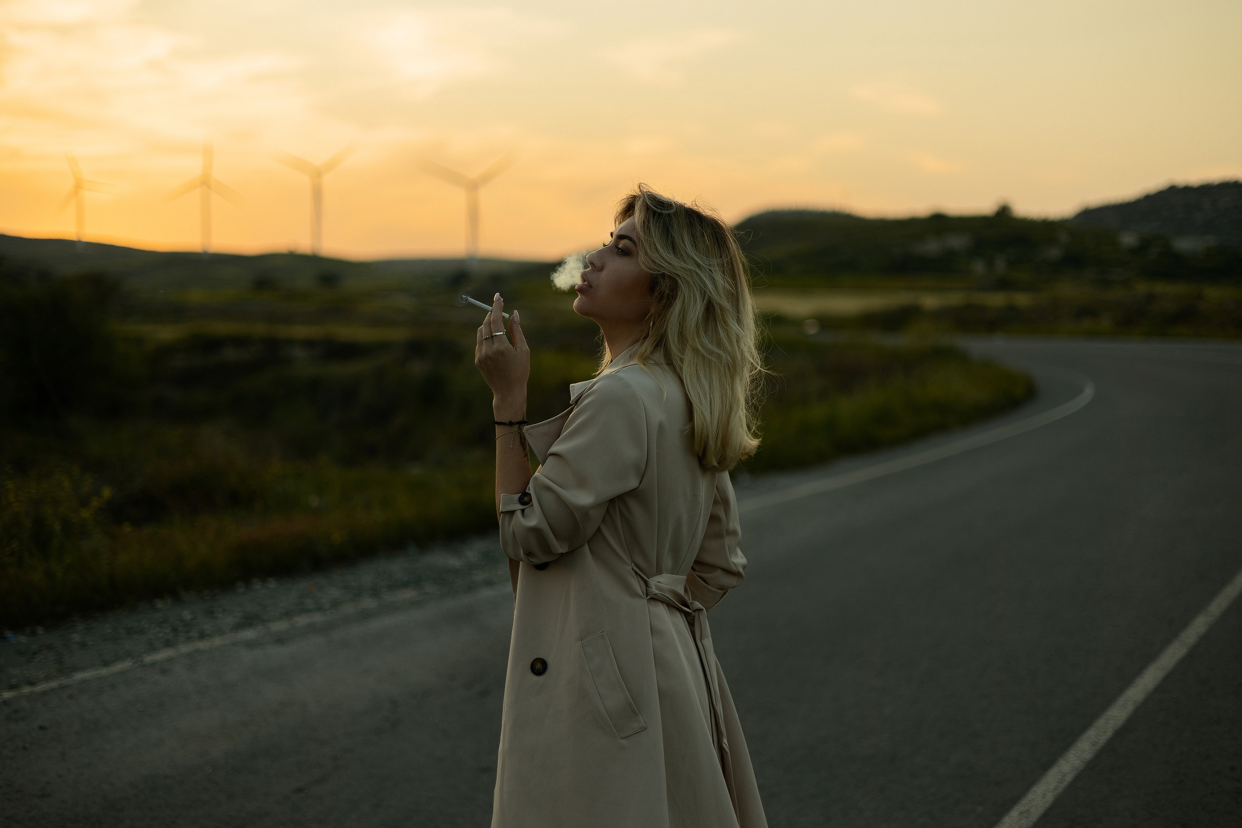 Cinematic Road Portraits — Woman in Trench Coat at Sunset. Kristina Kozheltsova- Soulful Portrait&Lifestyle&Love Story Photographer in Leipzig, Germany