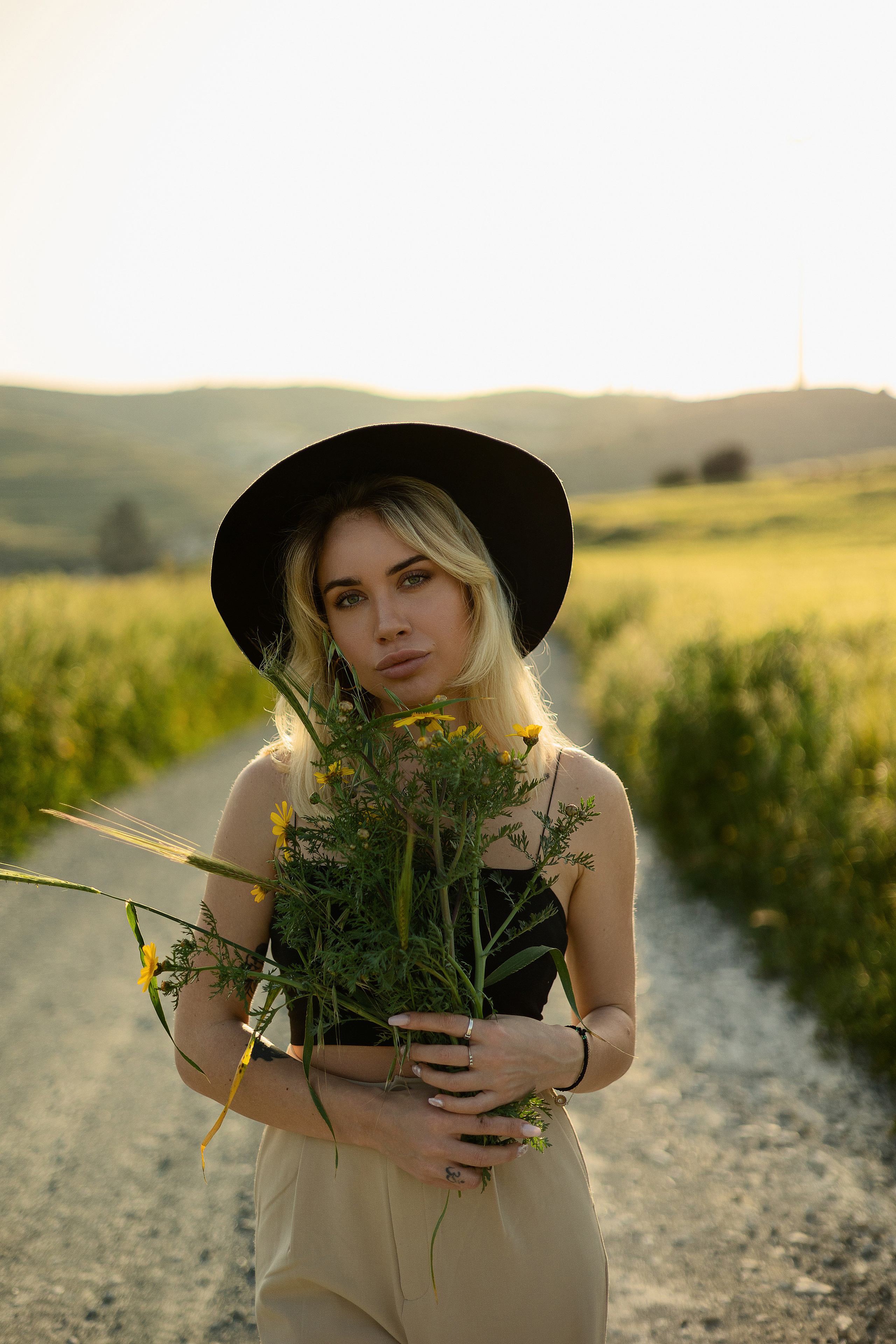 Cinematic Road Portraits — Woman in Trench Coat at Sunset. Kristina Kozheltsova- Soulful Portrait&Lifestyle&Love Story Photographer in Leipzig, Germany