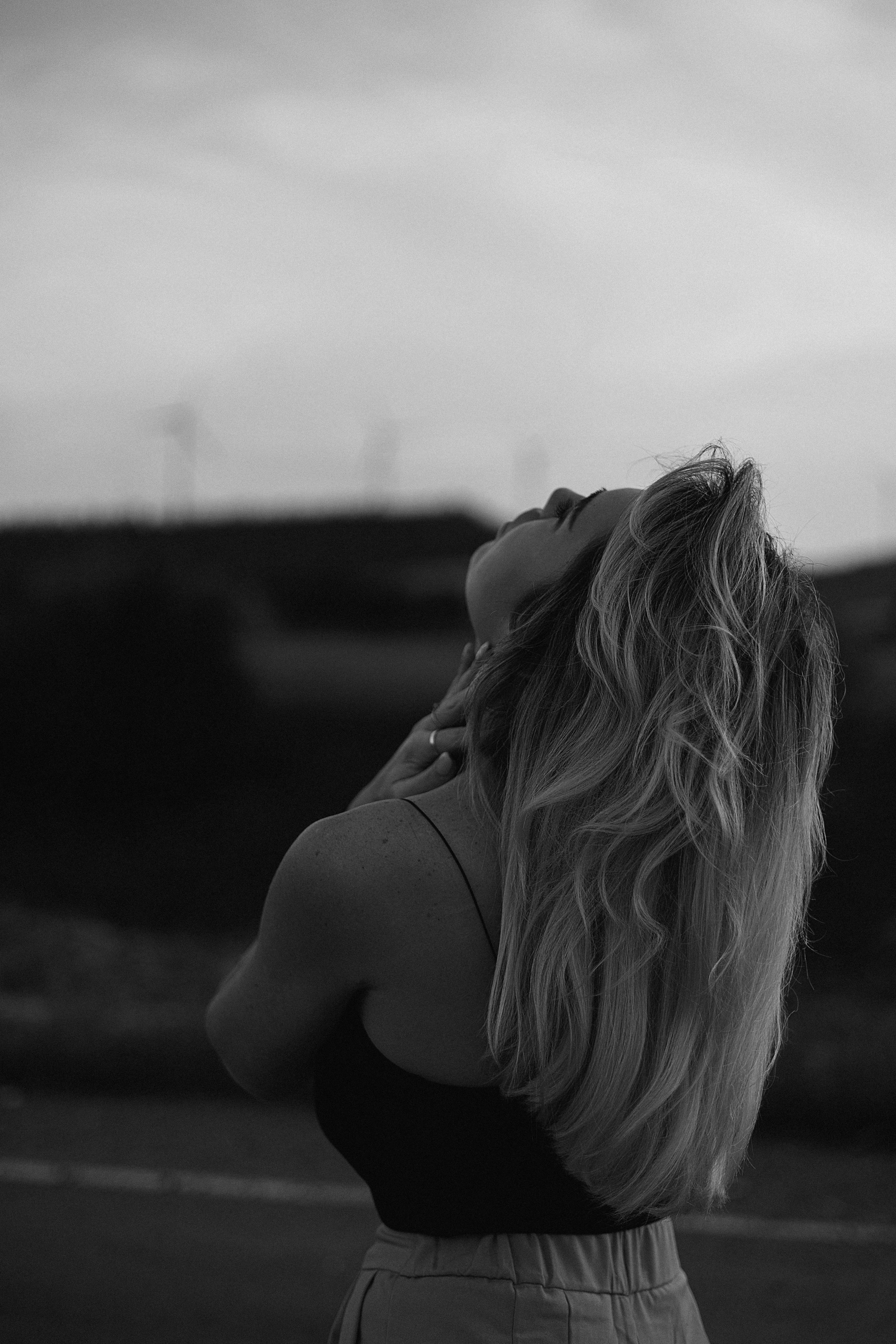 Cinematic Road Portraits — Woman in Trench Coat at Sunset. Kristina Kozheltsova- Soulful Portrait&Lifestyle&Love Story Photographer in Leipzig, Germany