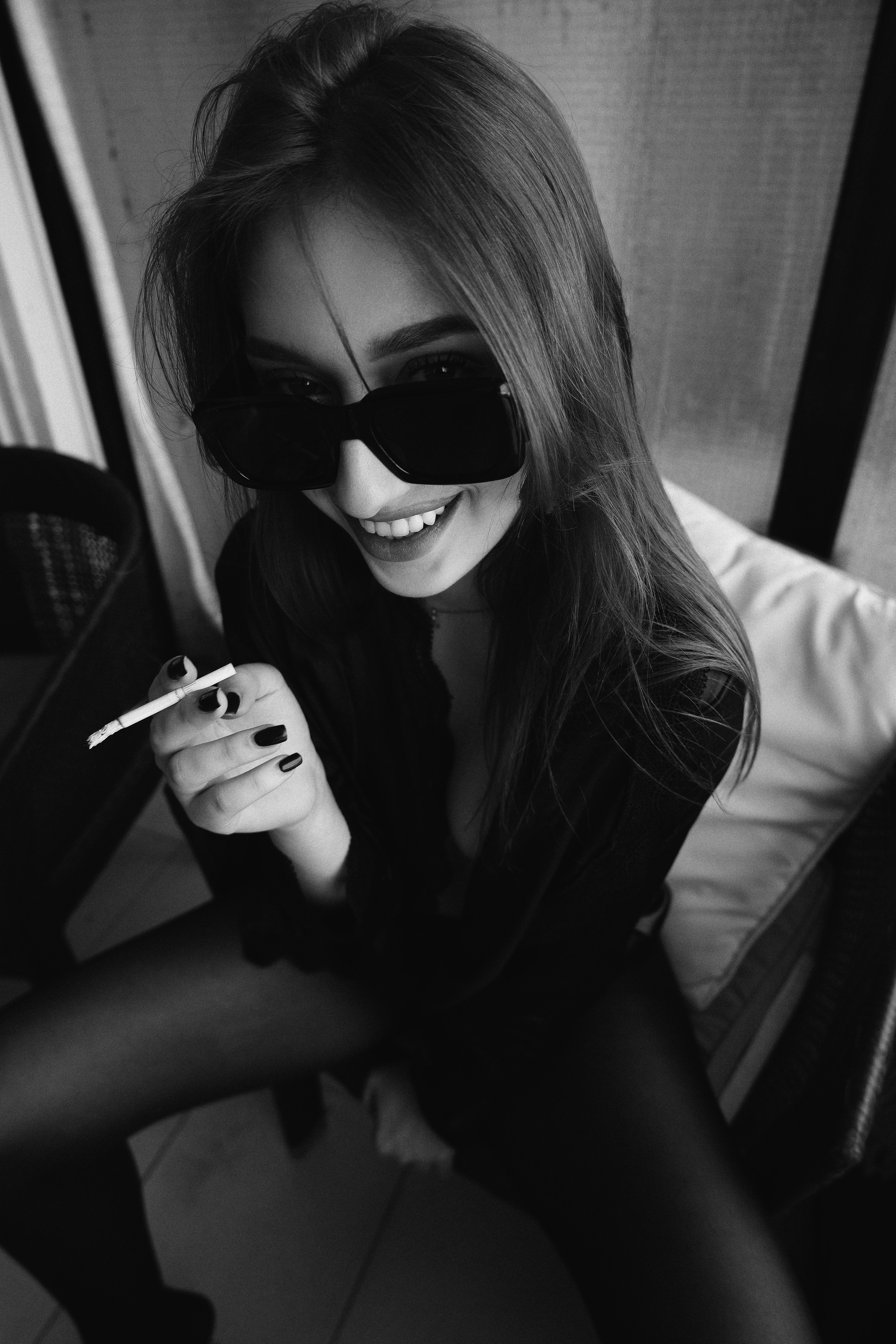 Black and White Portraits. Sensual Woman with Lilies. Kristina Kozheltsova- Soulful Portrait&Lifestyle&Love Story Photographer in Leipzig, Germany