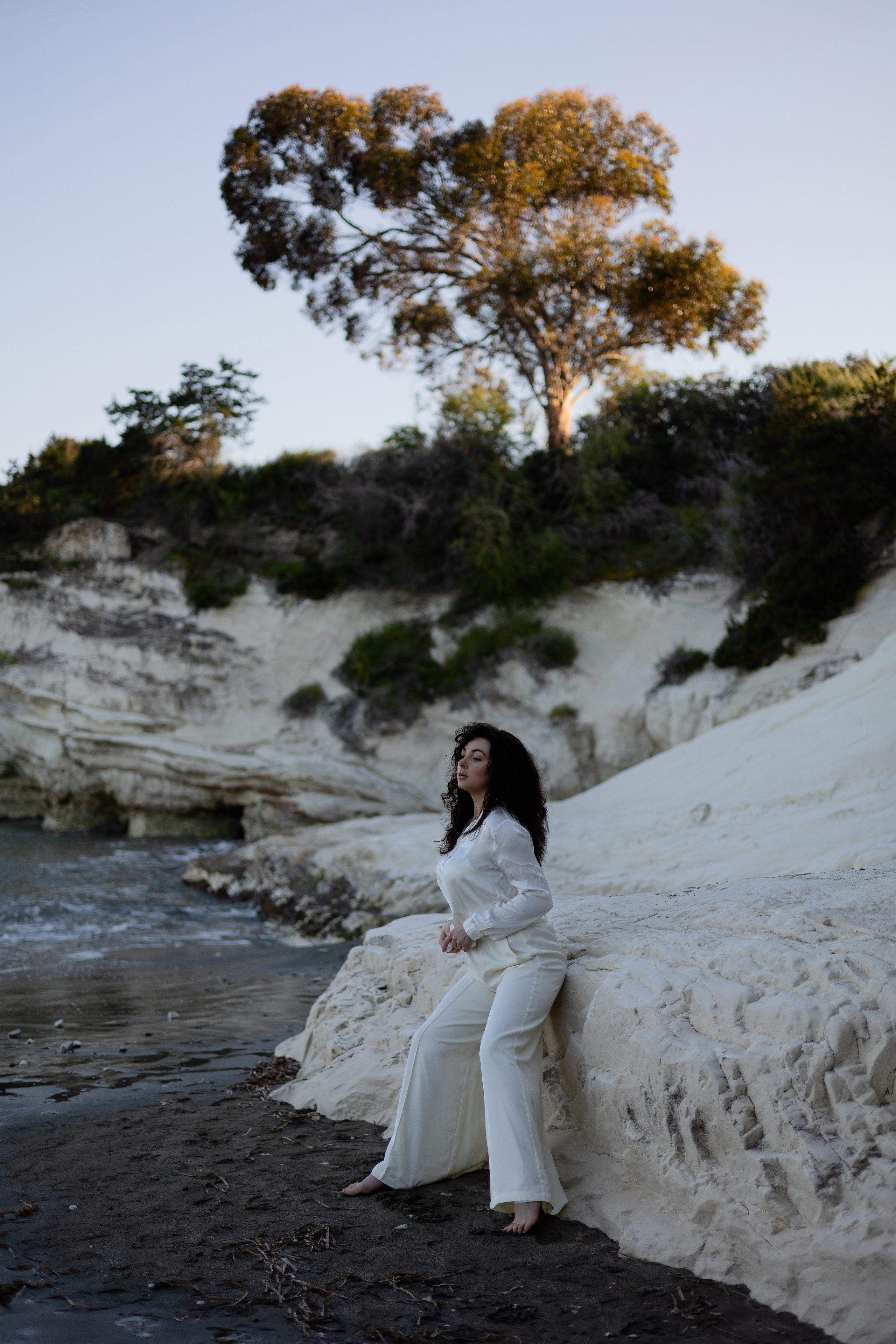 Coastal Portraits. Woman in White by the Sea. Kristina Kozheltsova- Soulful Portrait&Lifestyle&Love Story Photographer in Leipzig, Germany