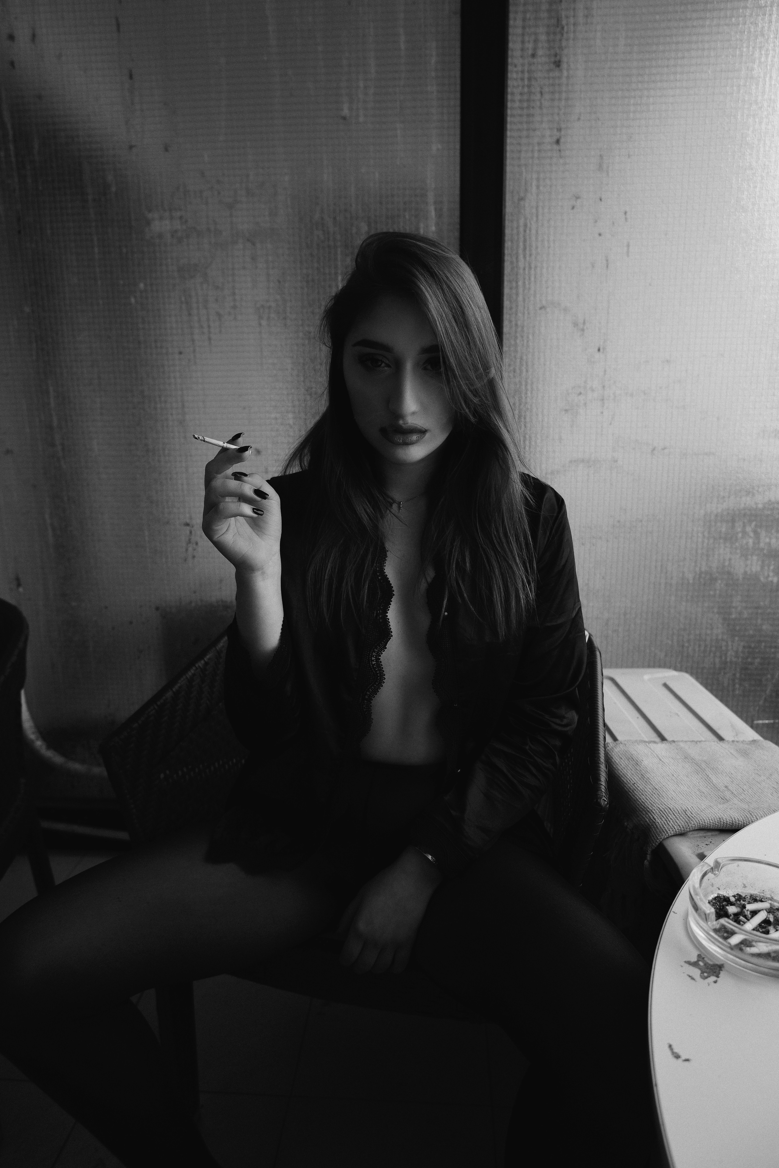 Black and White Portraits. Sensual Woman with Lilies. Kristina Kozheltsova- Soulful Portrait&Lifestyle&Love Story Photographer in Leipzig, Germany