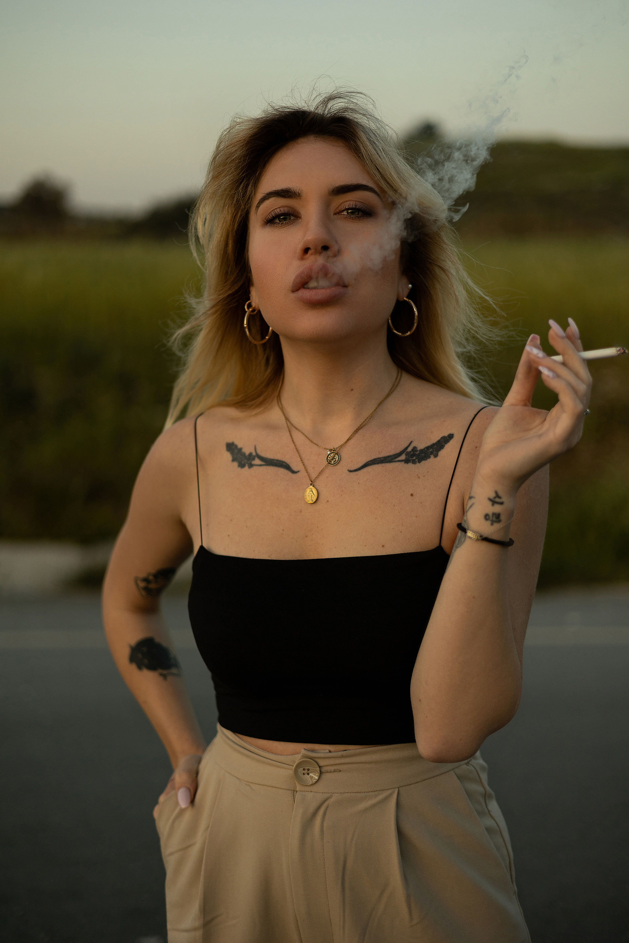 Cinematic Road Portraits — Woman in Trench Coat at Sunset. Kristina Kozheltsova- Soulful Portrait&Lifestyle&Love Story Photographer in Leipzig, Germany