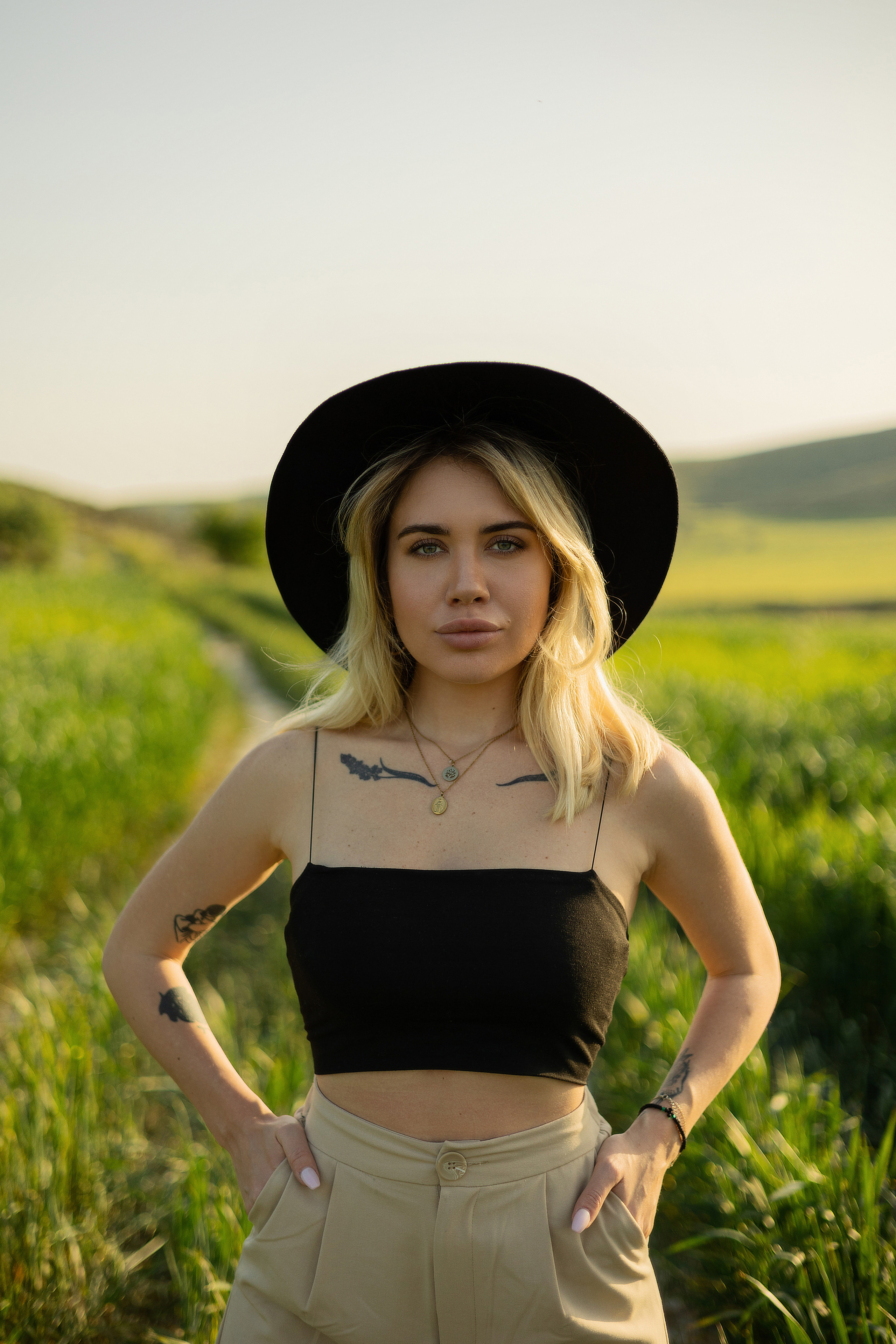 Cinematic Road Portraits — Woman in Trench Coat at Sunset. Kristina Kozheltsova- Soulful Portrait&Lifestyle&Love Story Photographer in Leipzig, Germany