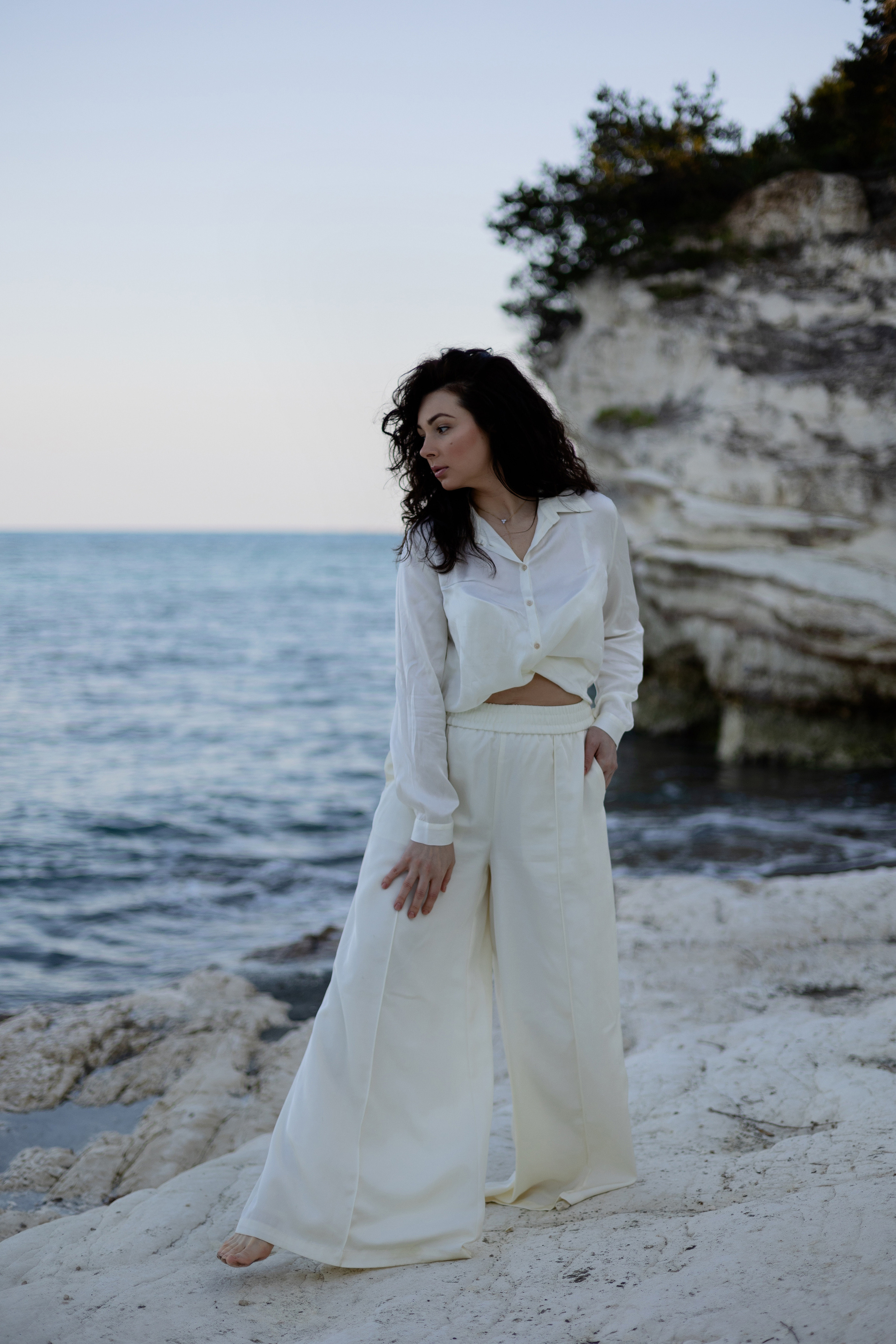 Coastal Portraits. Woman in White by the Sea. Kristina Kozheltsova- Soulful Portrait&Lifestyle&Love Story Photographer in Leipzig, Germany