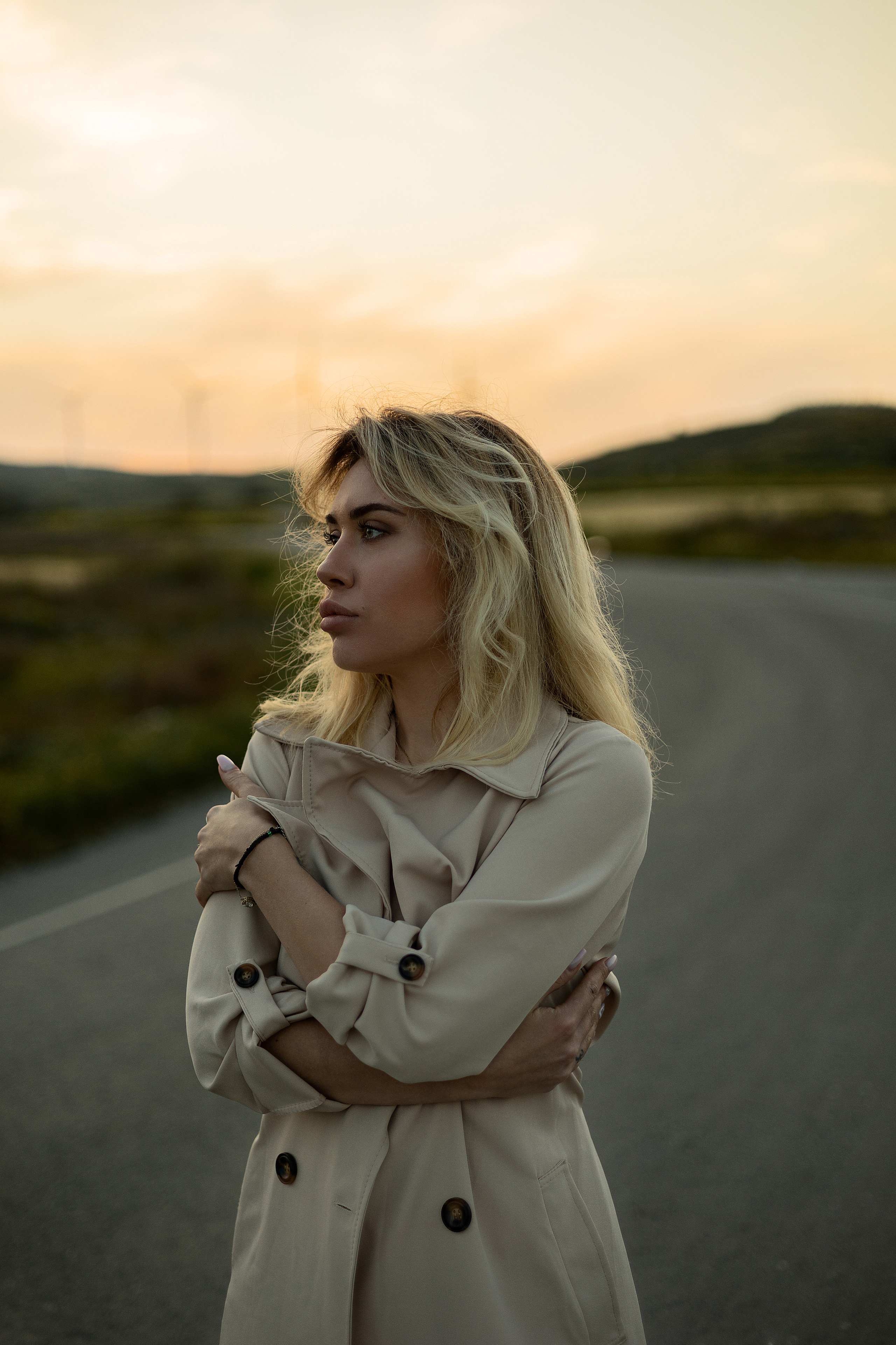 Cinematic Road Portraits — Woman in Trench Coat at Sunset. Kristina Kozheltsova- Soulful Portrait&Lifestyle&Love Story Photographer in Leipzig, Germany