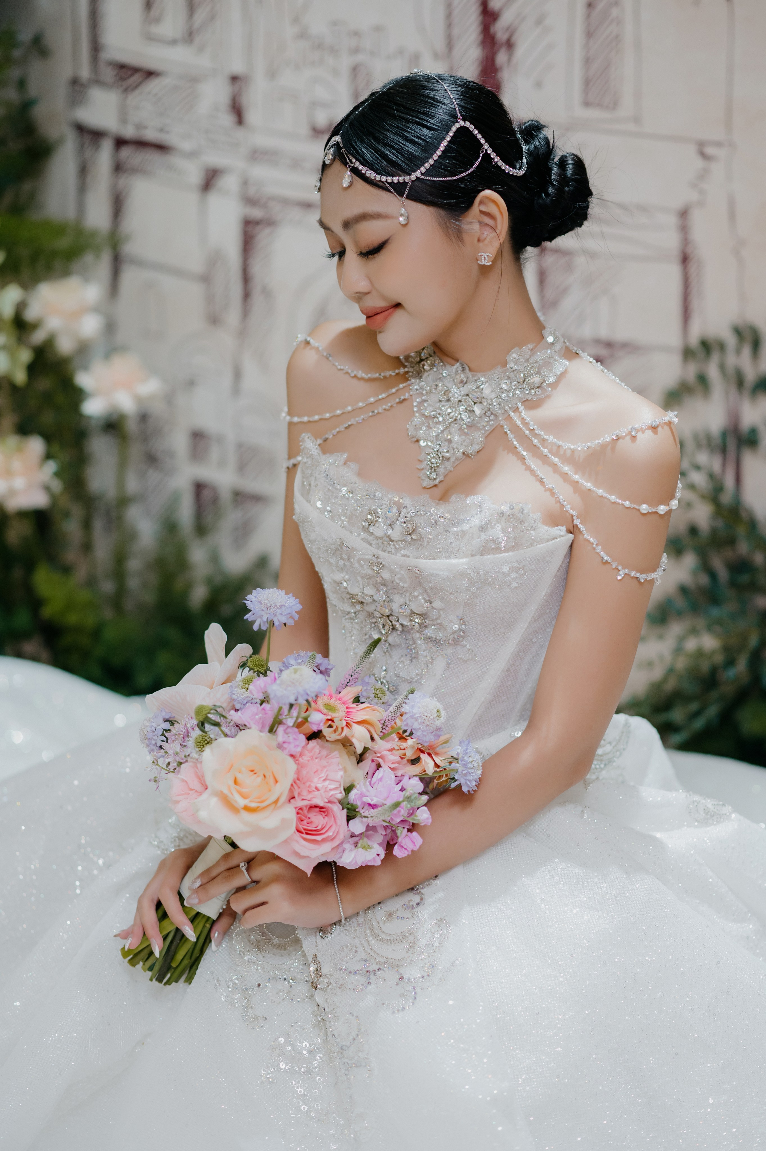 KHANG & QUYEN / Lavela Hotel. Saigon Wedding Present | Art Beyond Moments