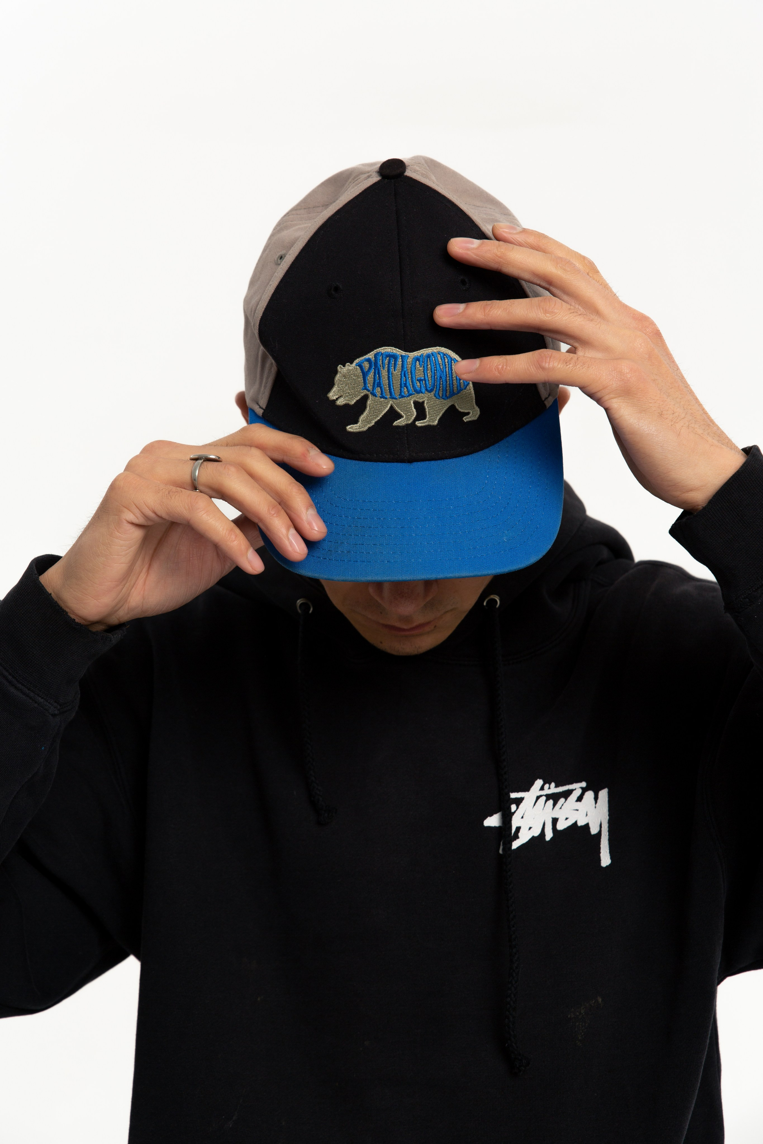 Davran. Thrift shop. Photographer Vladmir Gladkov