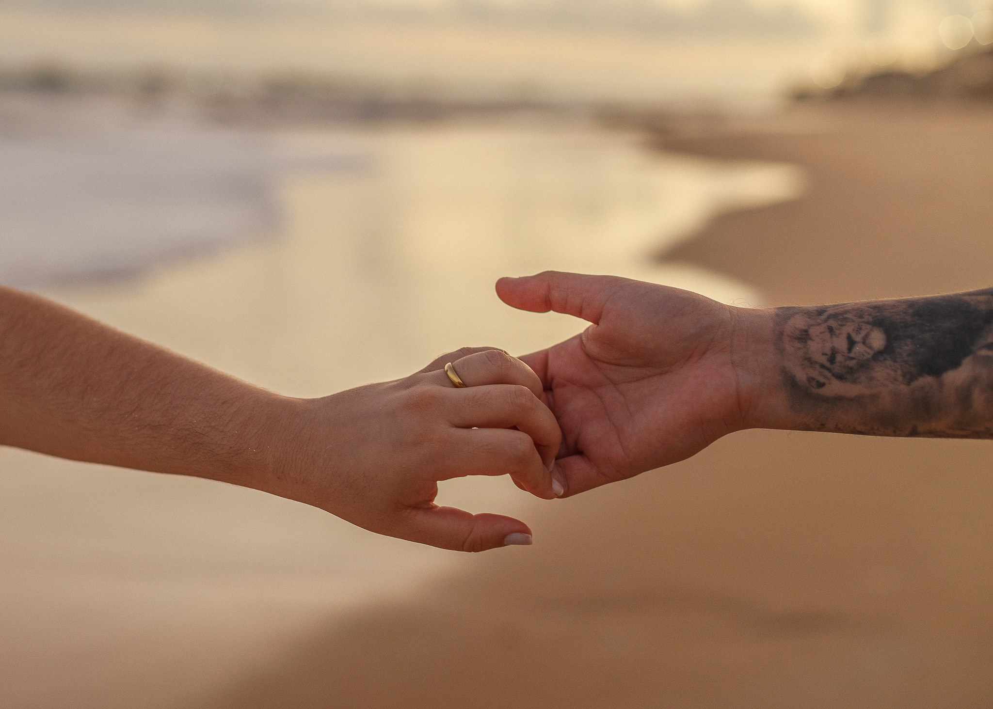 Ensaio de casal na praia, pedido de noivado, pedido de casamento.