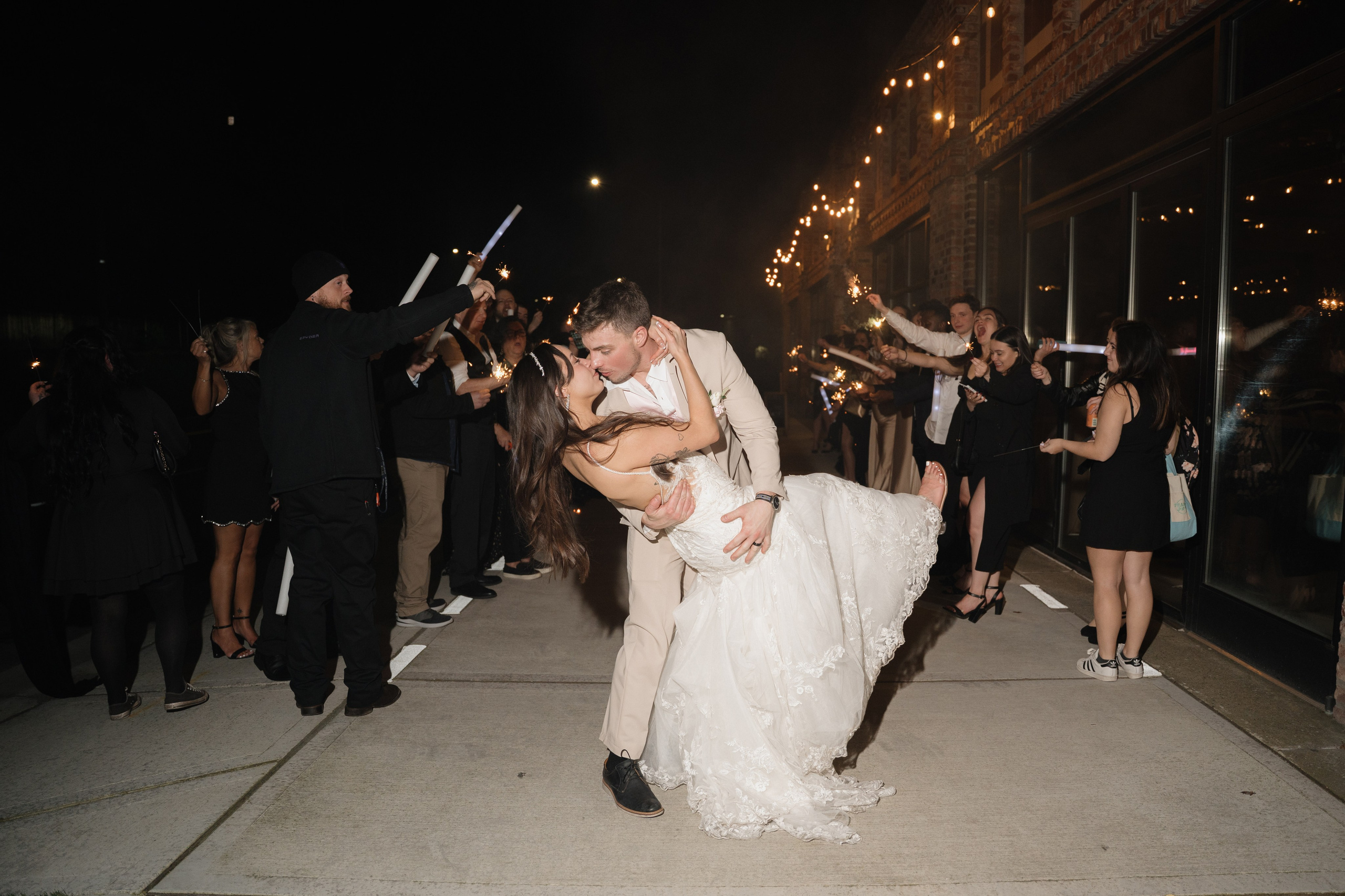 Emma and Tyler | Full Wedding day. Photographer in Washington Sophia D