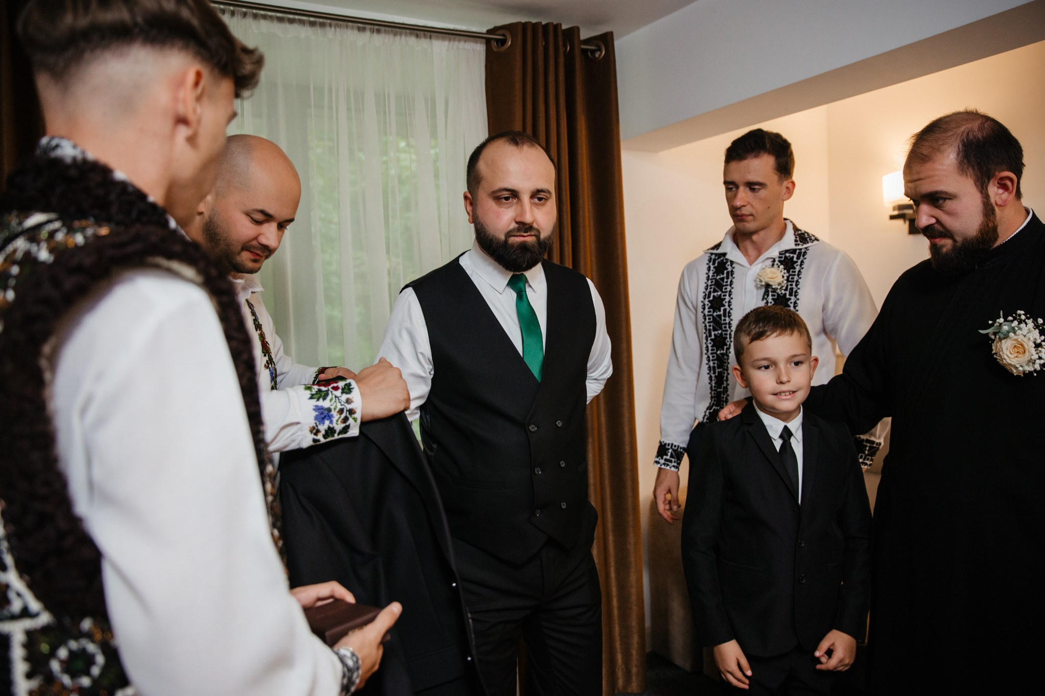 Nunta de Poveste la Sucevița: Cristi și Andreea. Servicii foto-video profesionale, pentru momente de neuitat