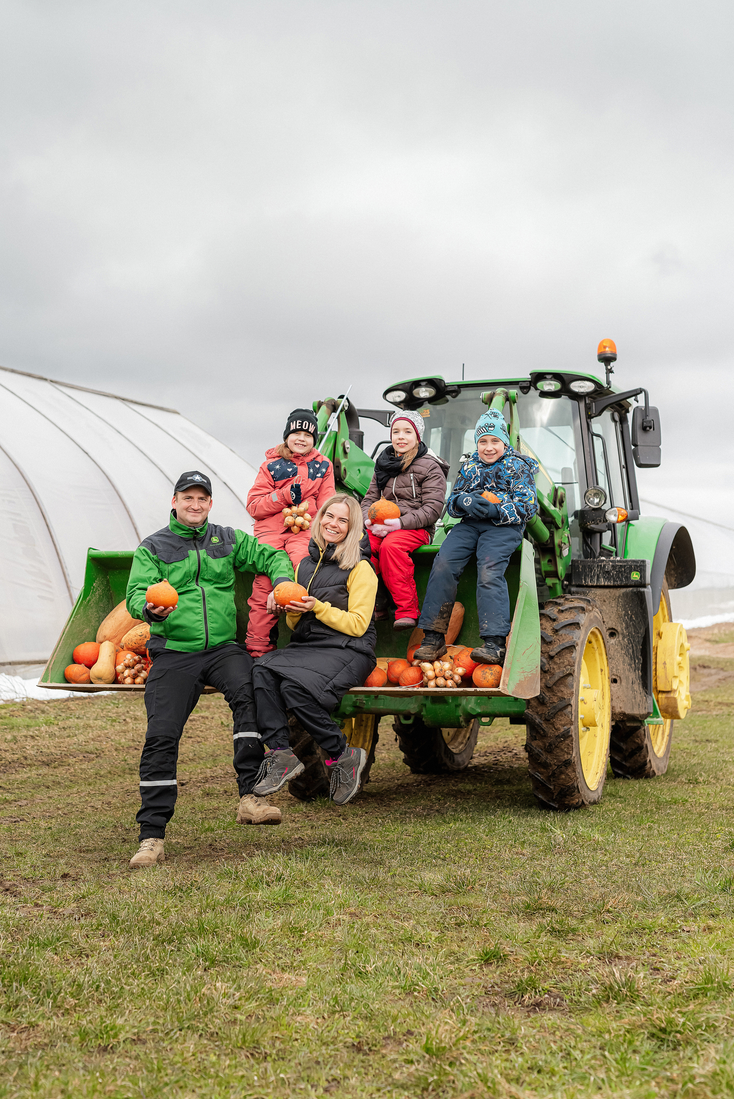 Apvienība par ilgtspējīgu lauksaimniecību. Fotogrāfs Rīgā. Gīmenes, individuālās un dažādu produktu fotosesijas