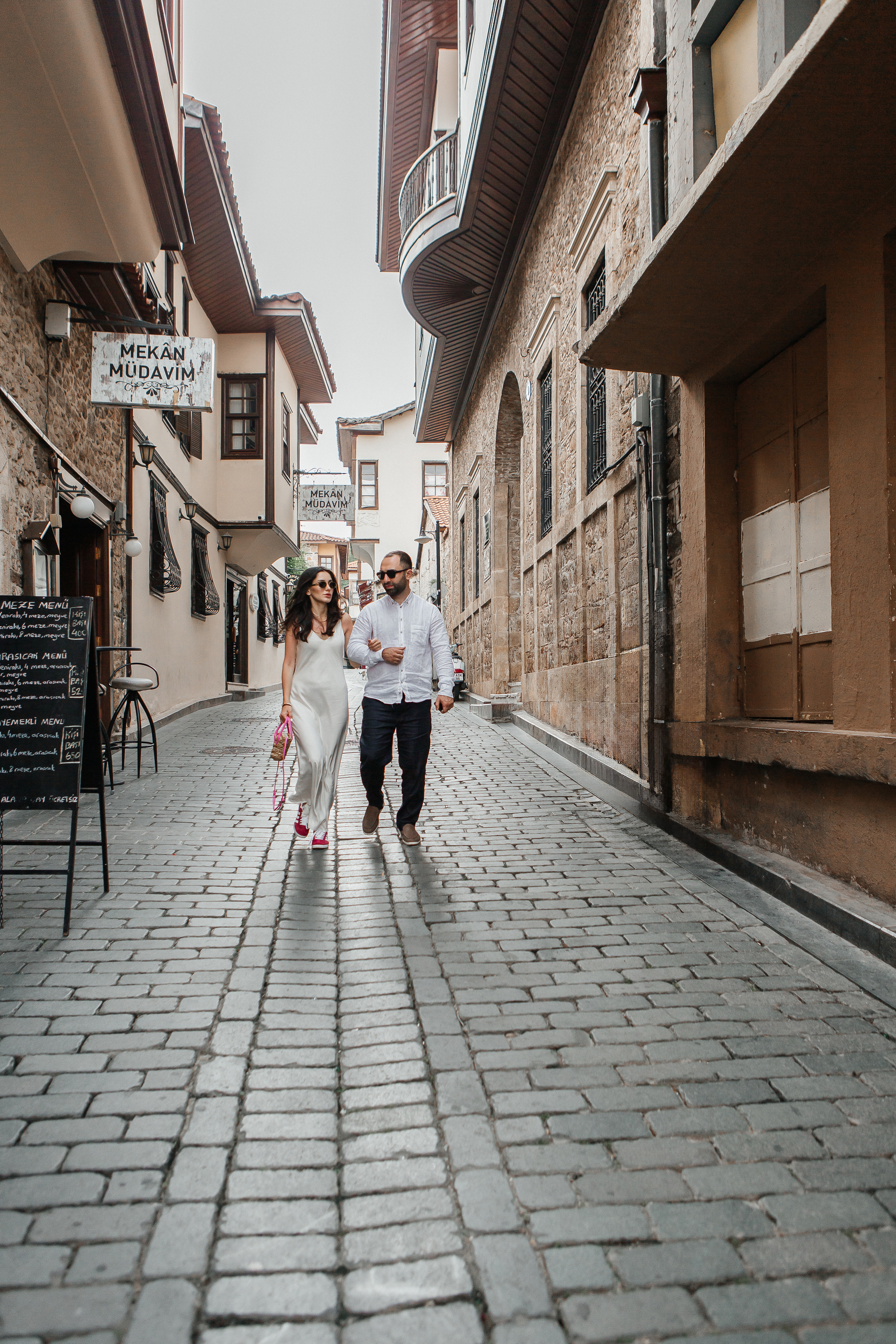 Лавстори в старом городе Анталии. Фотограф в Анталии, Кемере и Белеке