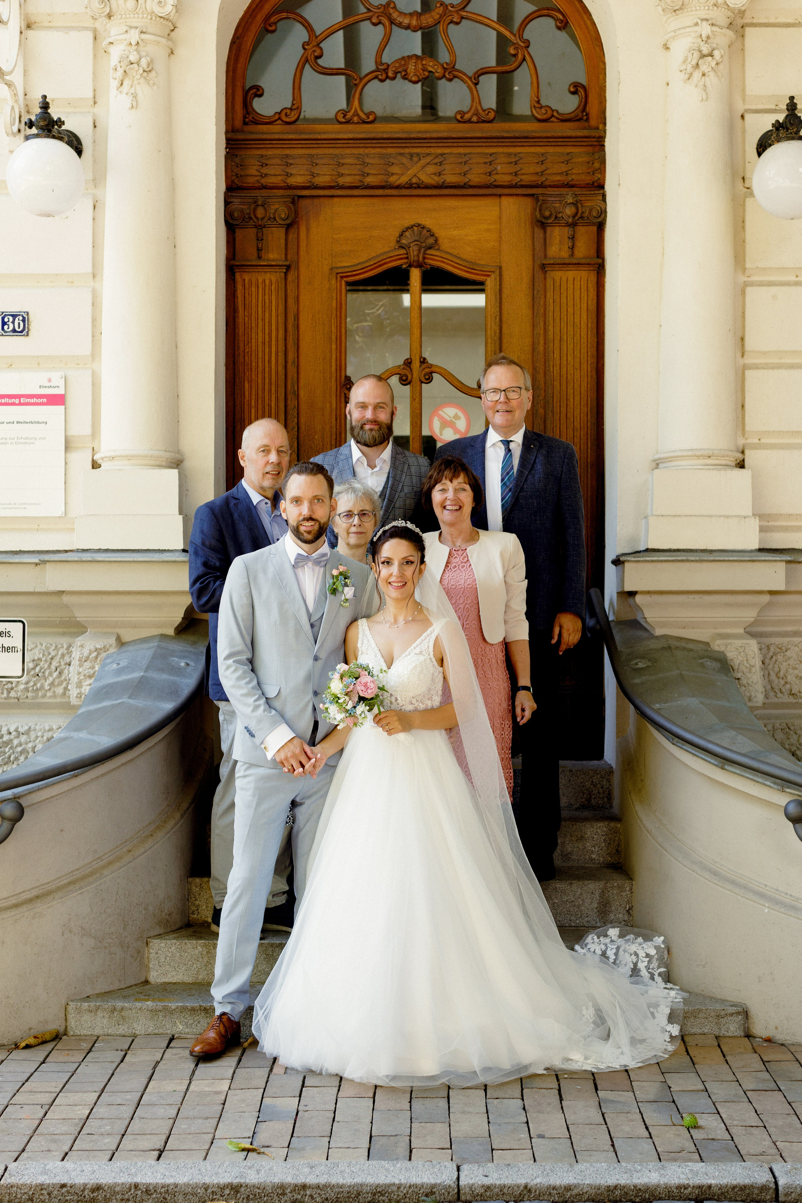 Hochzeitsfotografie in der Weißen Villa Elmshorn | Historischer Charme in Schleswig-Holstein. Hochzeitsfotograf und Hochzeitsvideograf aus Hamburg | Roka21Film