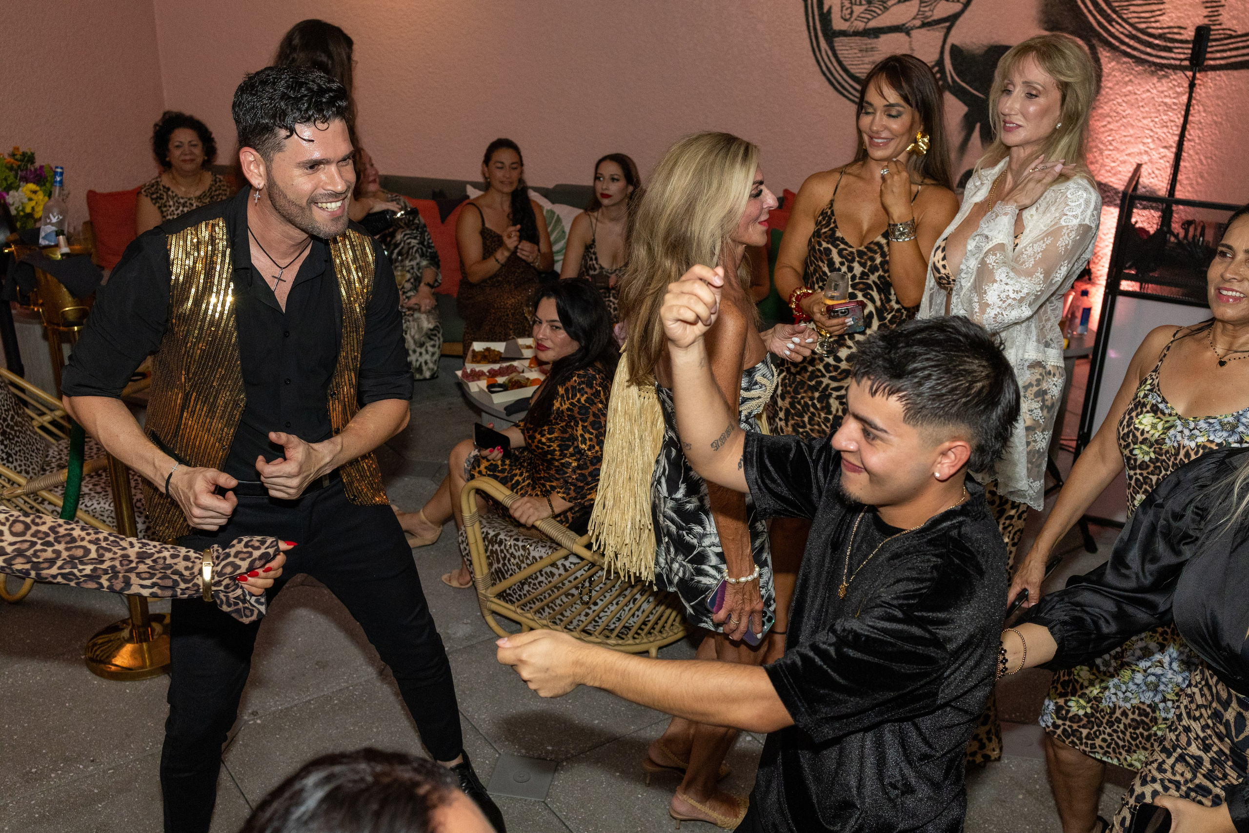 Luara Birthday at the Perry Hotel. Out and About 239