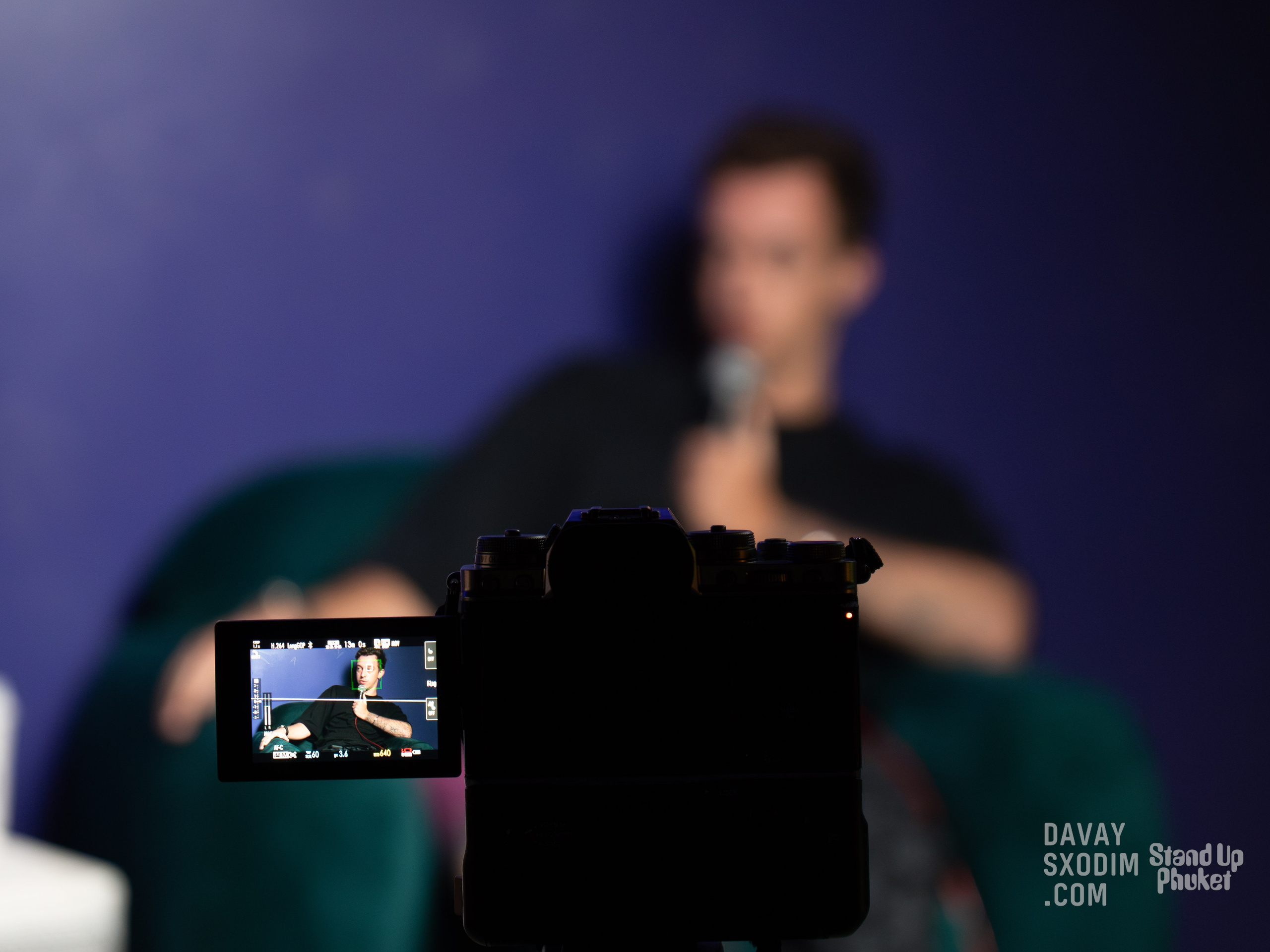 Standup-шоу «Тай-Болтай» | Фоторепортаж | Афиша | DAVAYSXODIM.com PHUKET. АФИША|ФОТОРЕПОРТАЖИ|ИВЕНТЫ|ПХУКЕТ