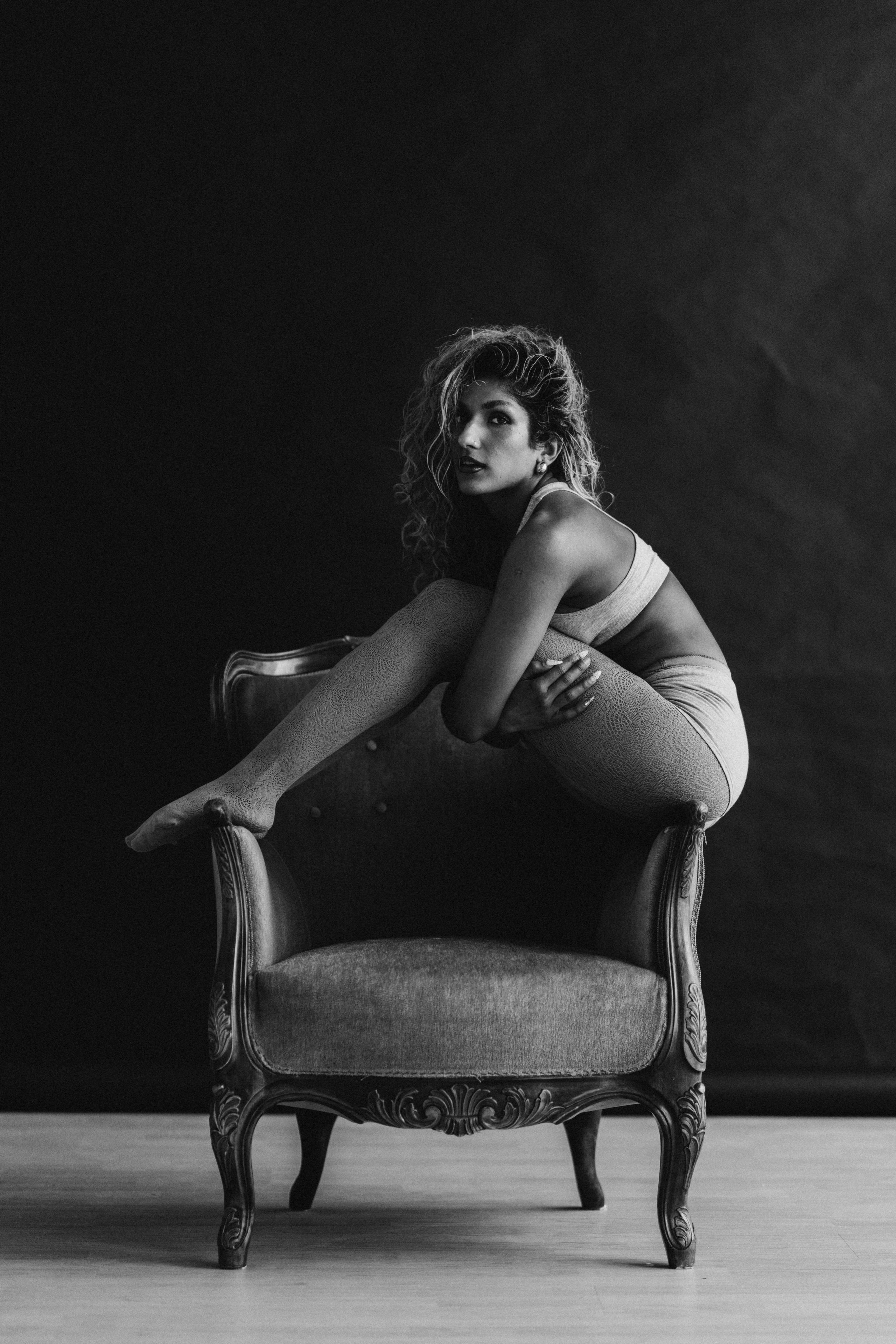 DANCERS. Victoria Olonen – Cinematic Portrait Artist | Helsinki & Europe