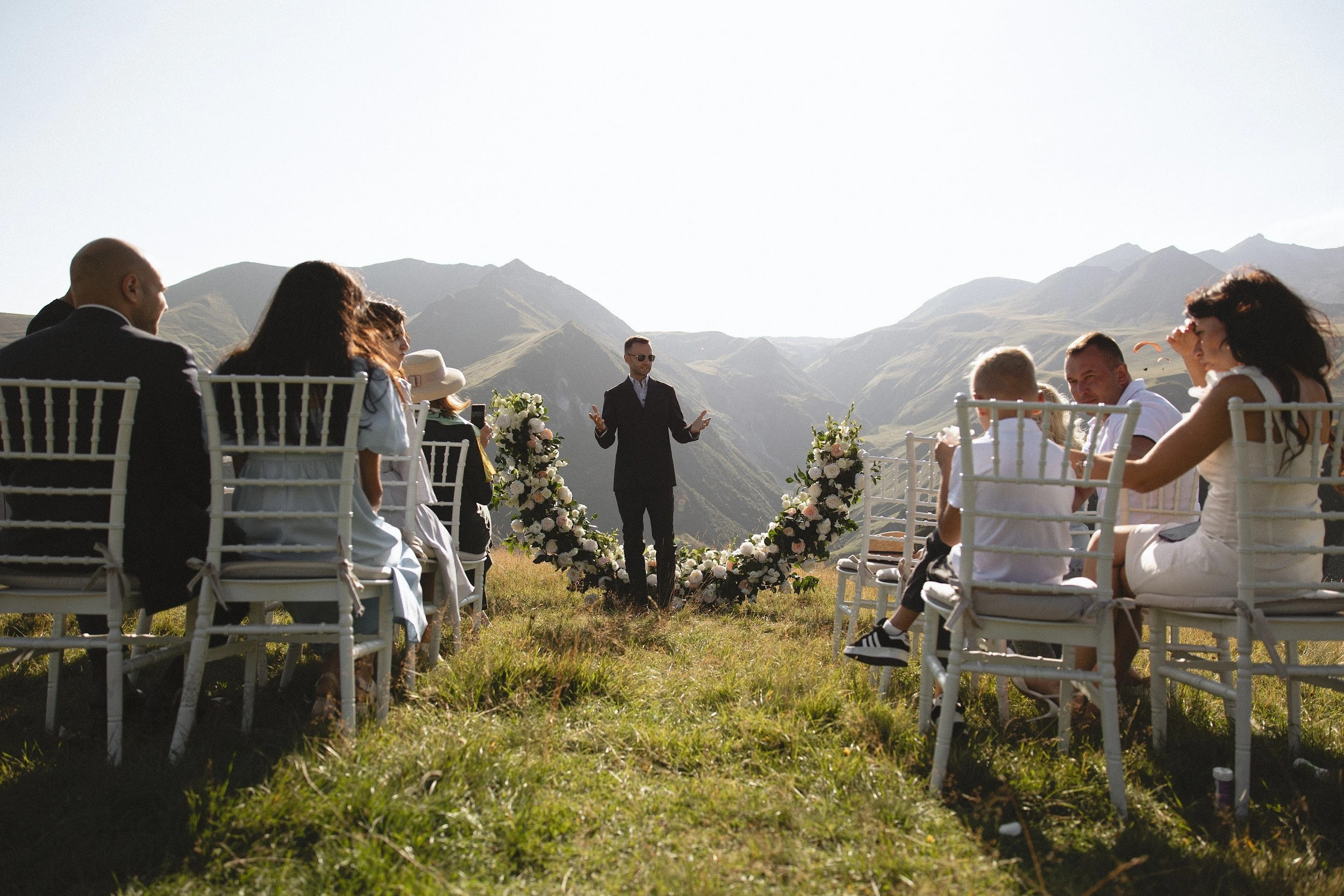 HOSTS Ведущие. Арт Ивент Студио — Самое рейтинговое свадебное агентство в Грузии