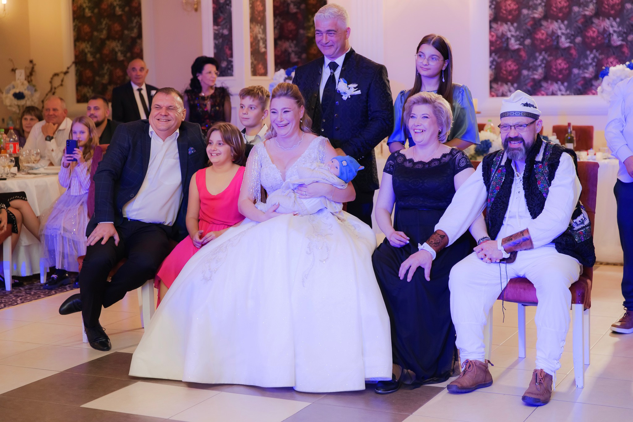 Mihai & Oana. Servicii foto-video profesionale, pentru momente de neuitat