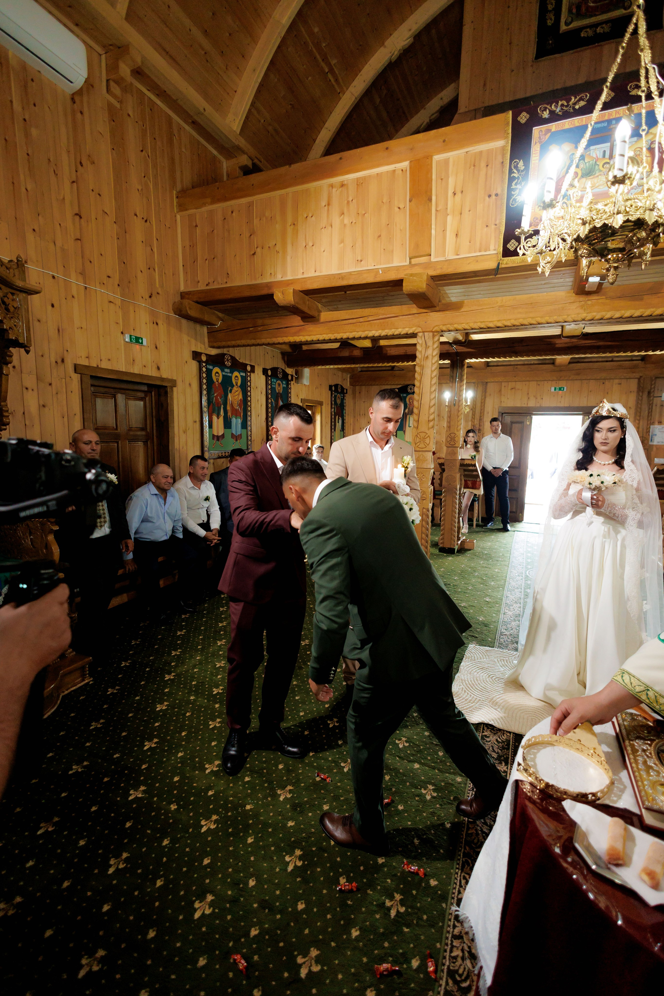 Nunta Nicoleta & Răzvan | Fotografie & Videografie Profesională. Servicii foto-video profesionale, pentru momente de neuitat