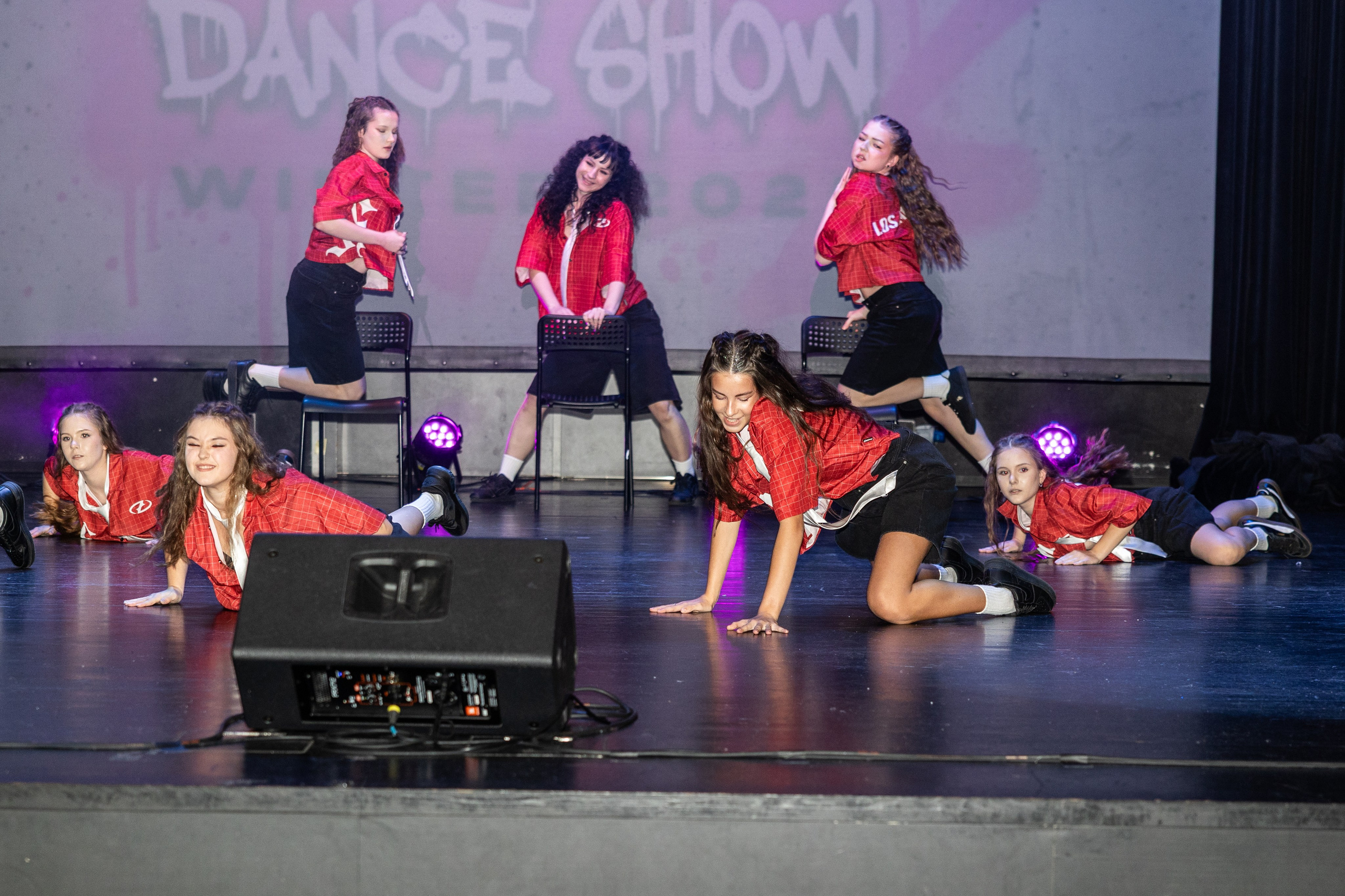 LEO DANCE SHOW WINTER 2025. Семейный и детский фотограф в Варшаве Мила Бобровская