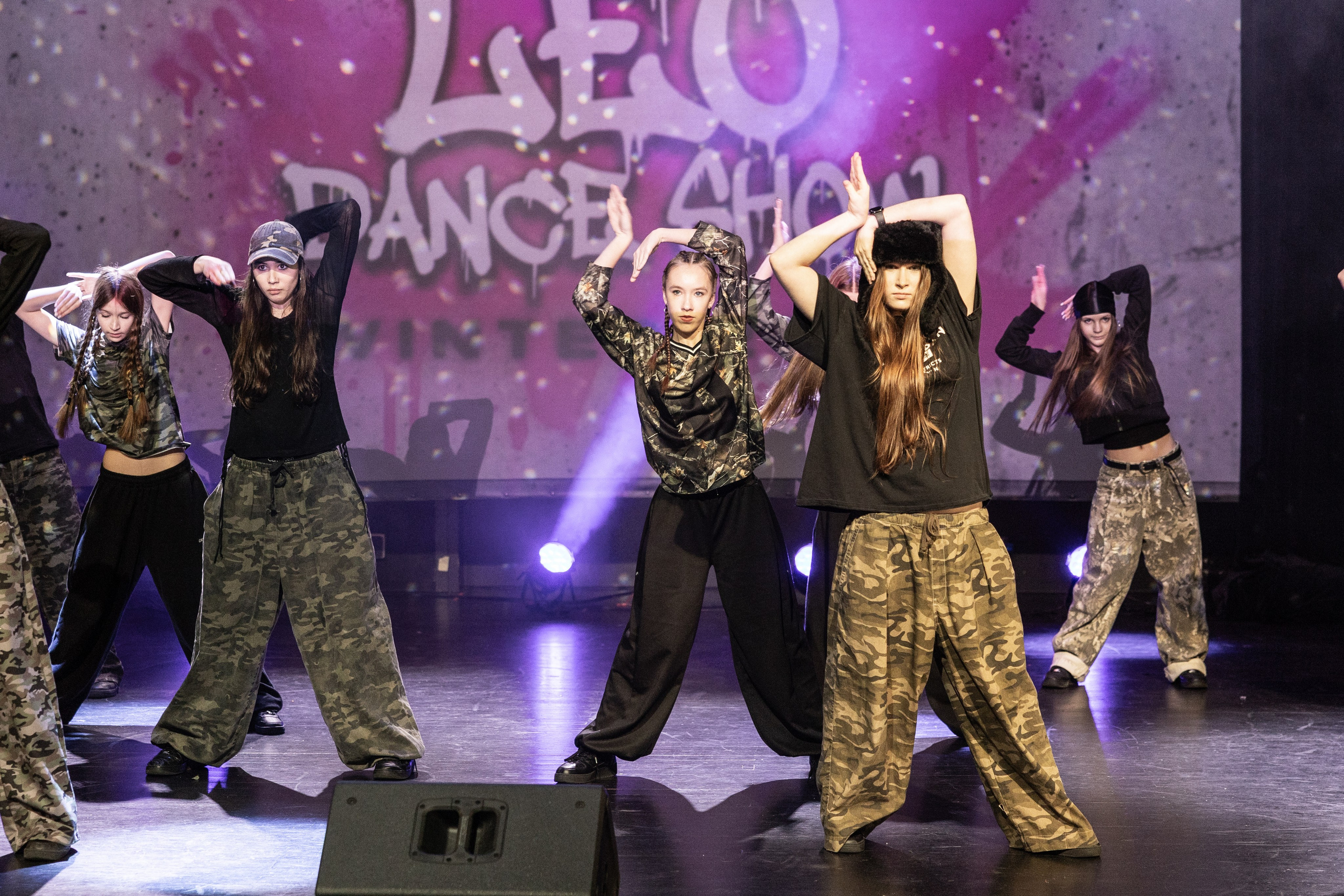 LEO DANCE SHOW WINTER 2025. Семейный и детский фотограф в Варшаве Мила Бобровская