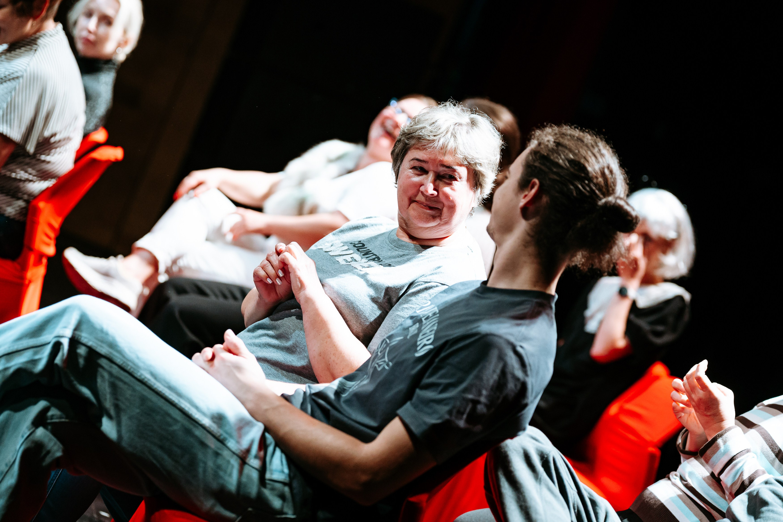 Garbo Teater „12 стульев“. Jelizaveta Gross - reportaaži- ja portreefotograaf Narvas