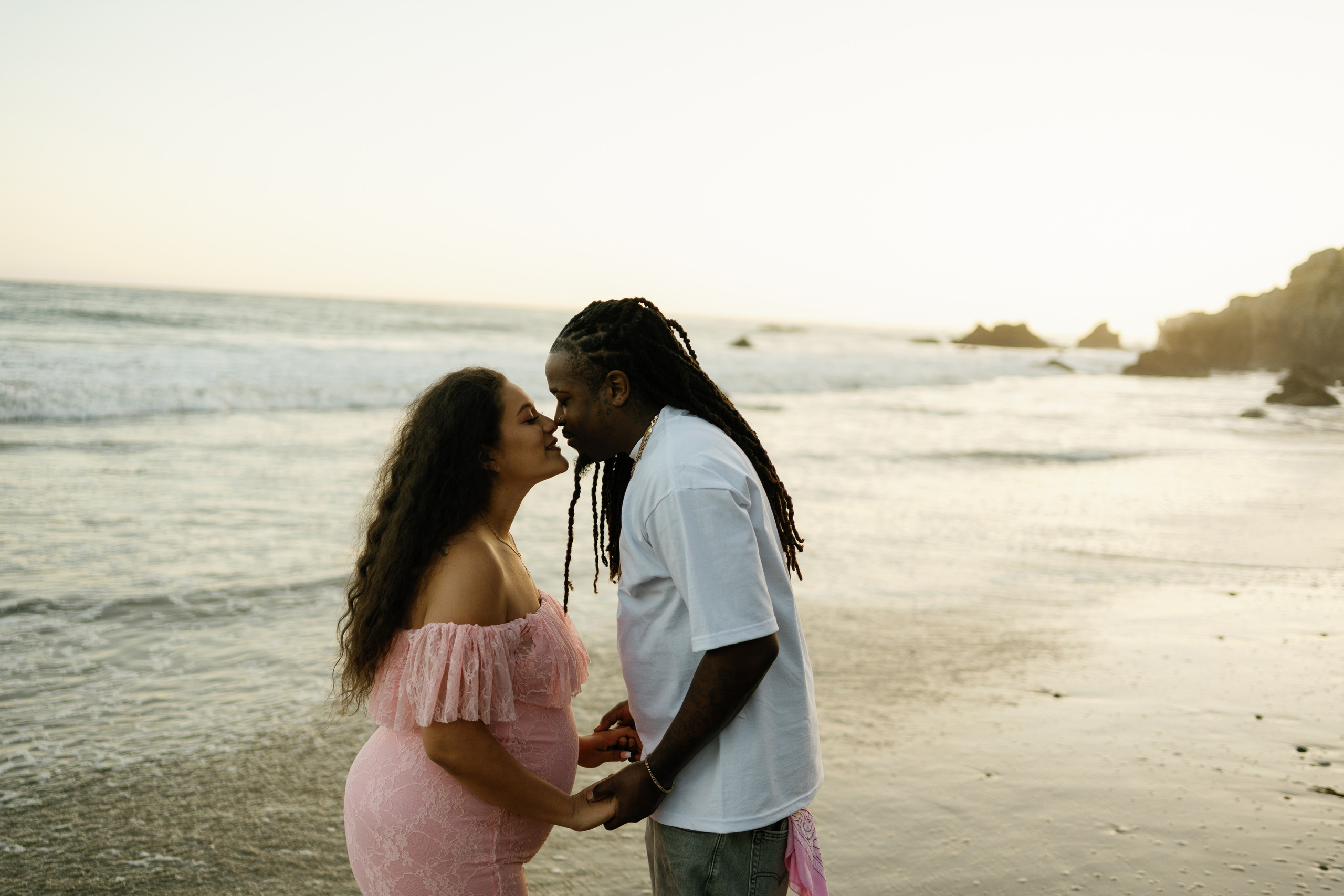 El Matador Beach Maternity Session. Wedding Photography & Videography Team in California, Los Angeles, San Francisco, San Diego and Travel
