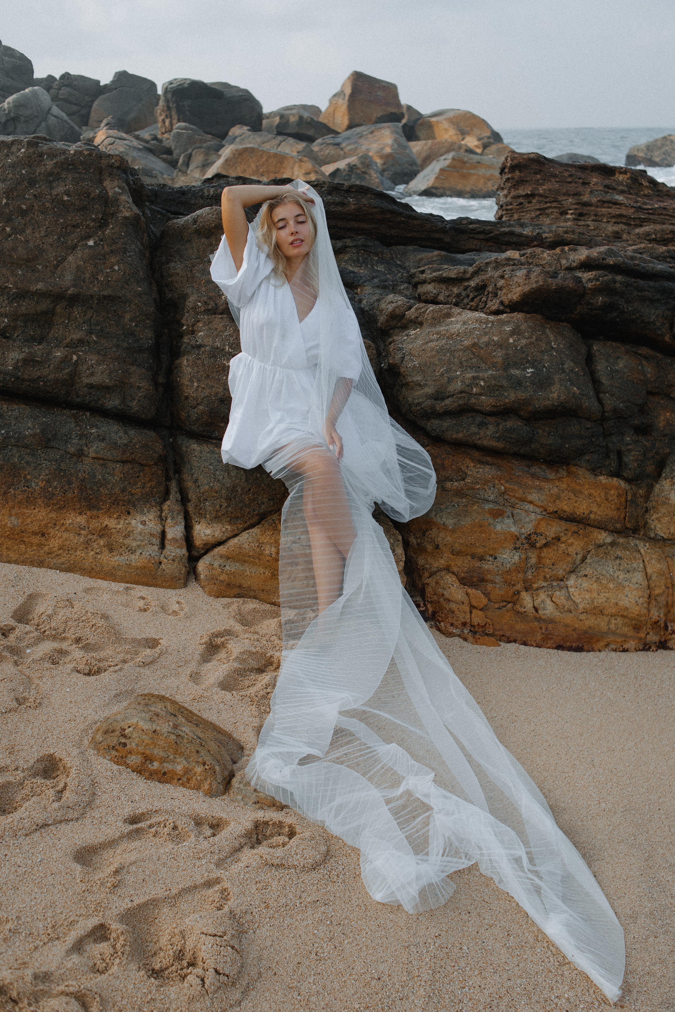 Lotos. Wedding photographer Mexico Sayulita Puerto Vallarta Punta Mita Cabo