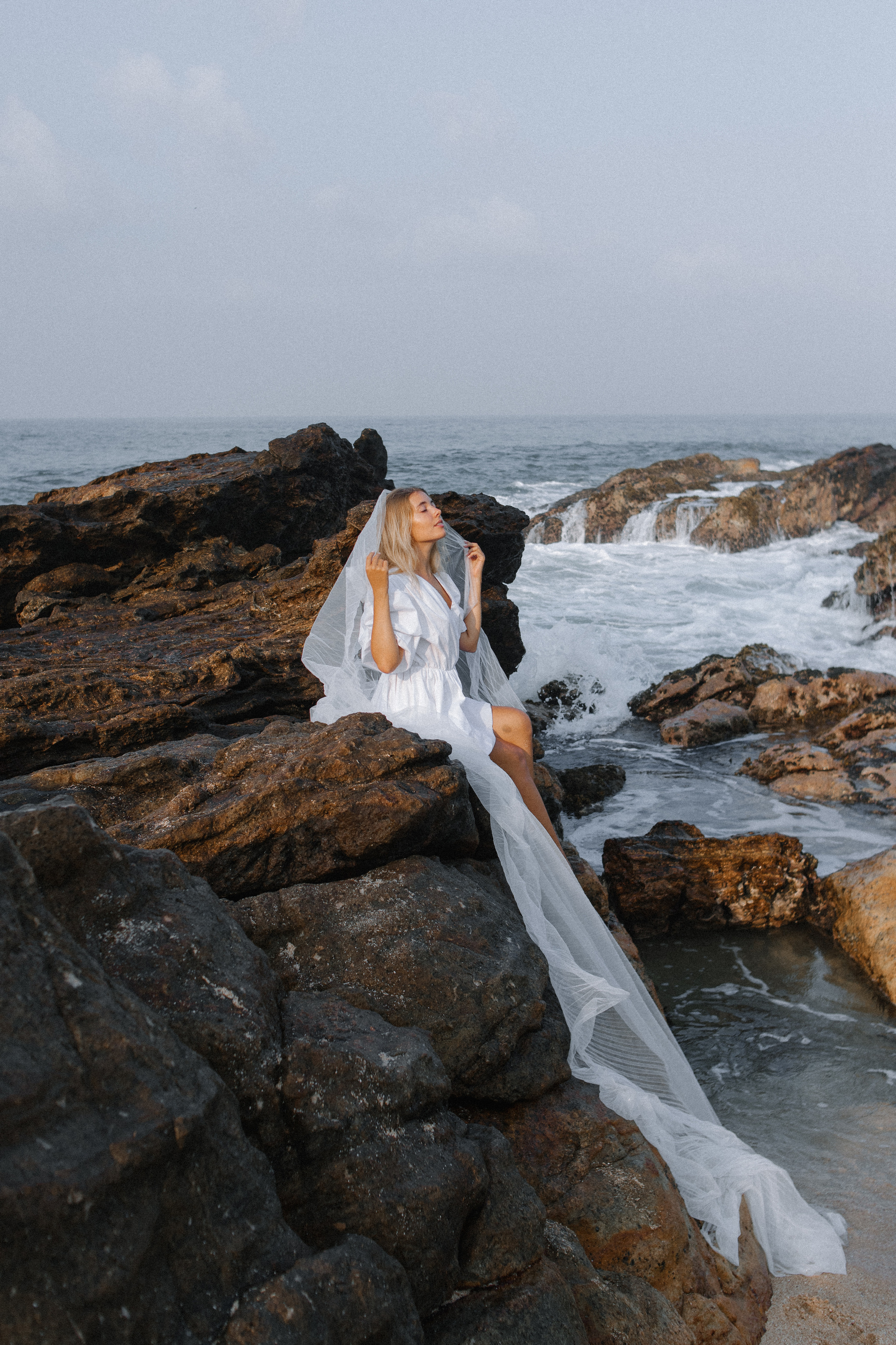 Lotos. Wedding photographer Mexico Sayulita Puerto Vallarta Punta Mita Cabo
